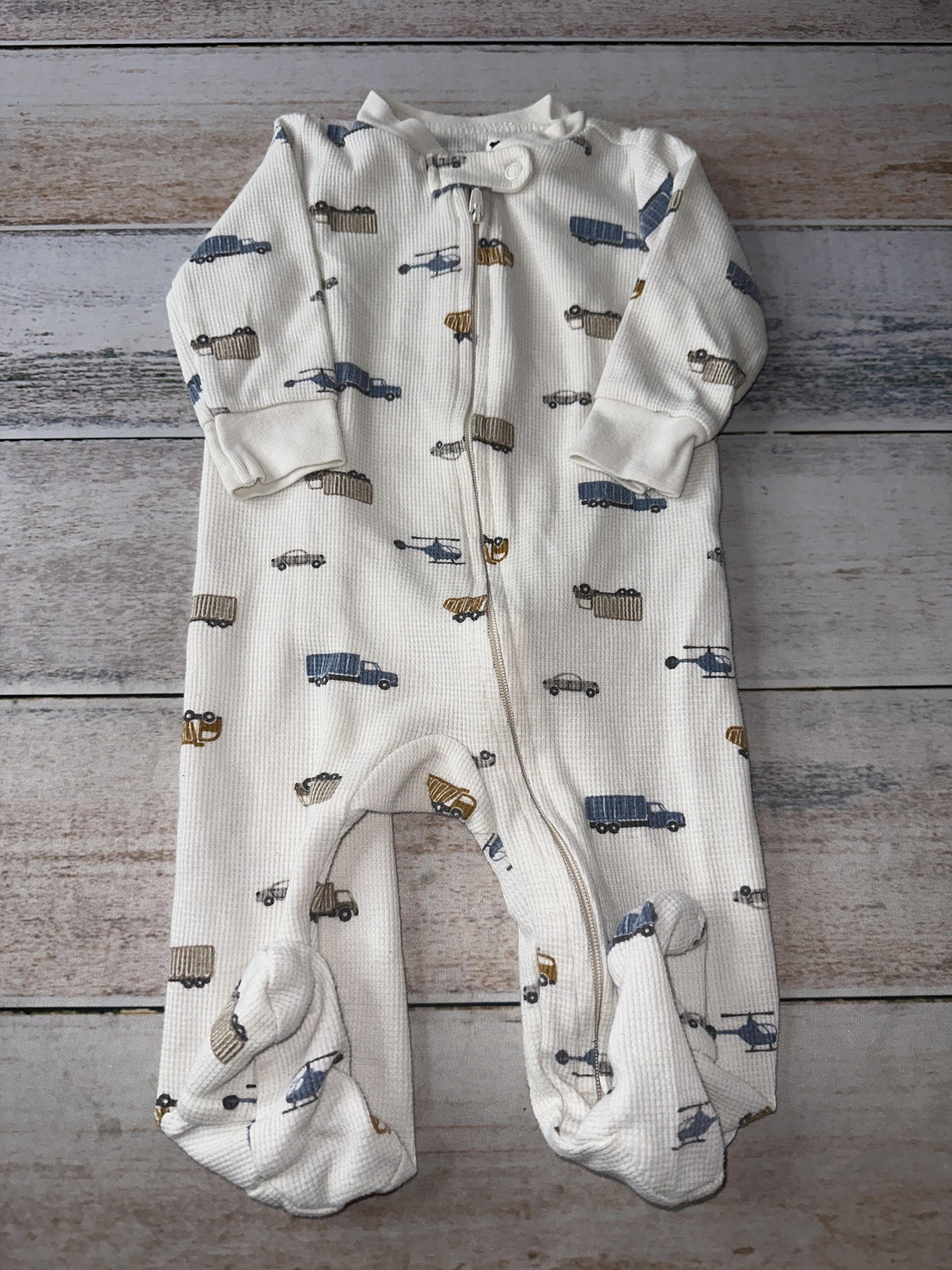 Carters Boys cream | Trucks | Trains Pajamas Size: 6 months cream | Trucks | Trains