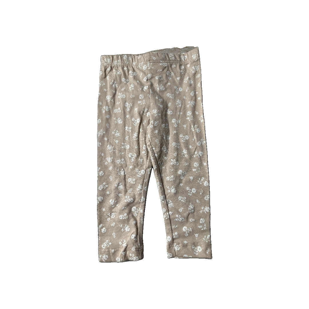 Laura Ashley Unisex cream | White Pants Size: 6-9 months cream | White