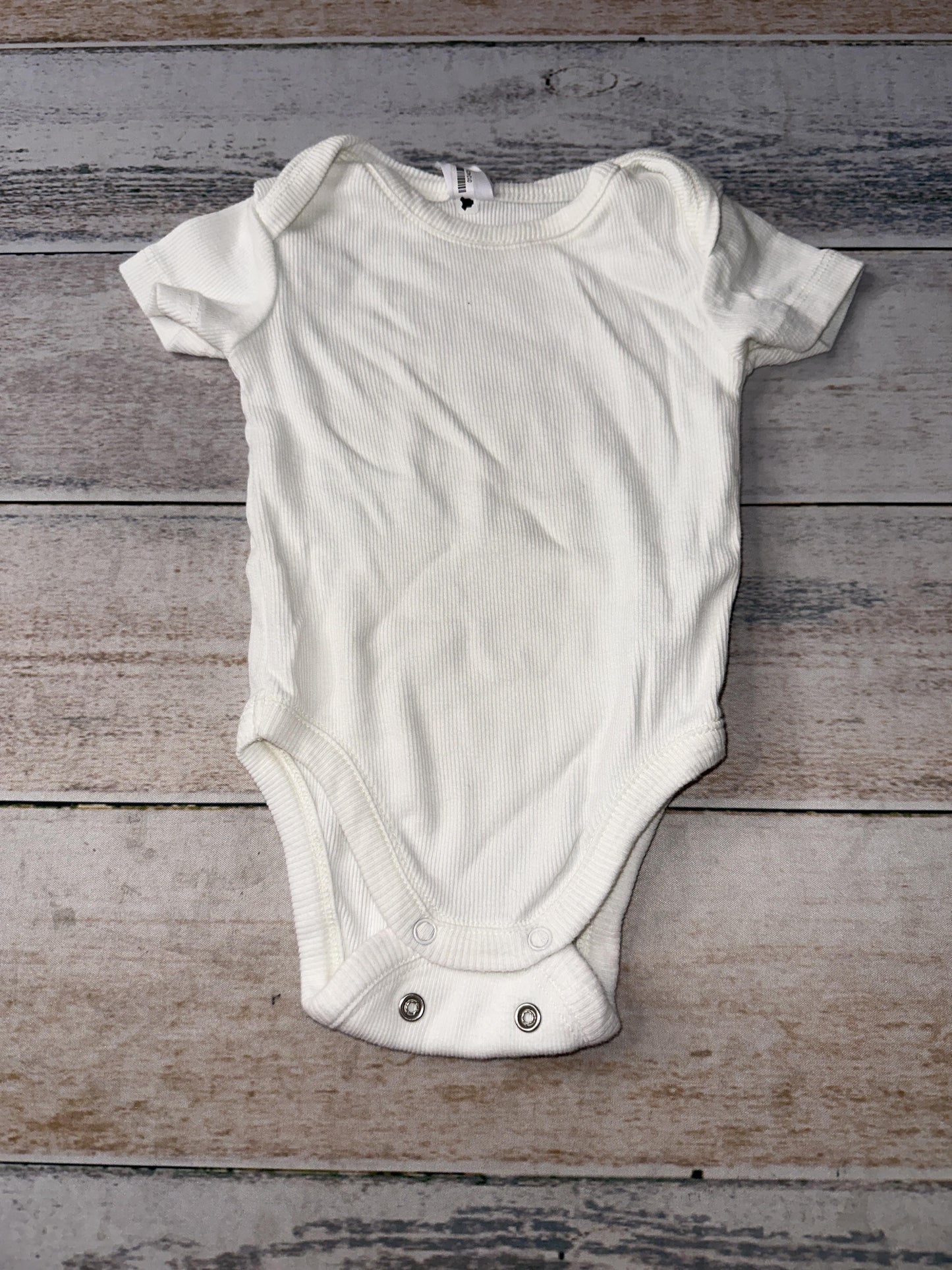 Nordstrom Unisex cream Onesie Size: 3-6 months cream