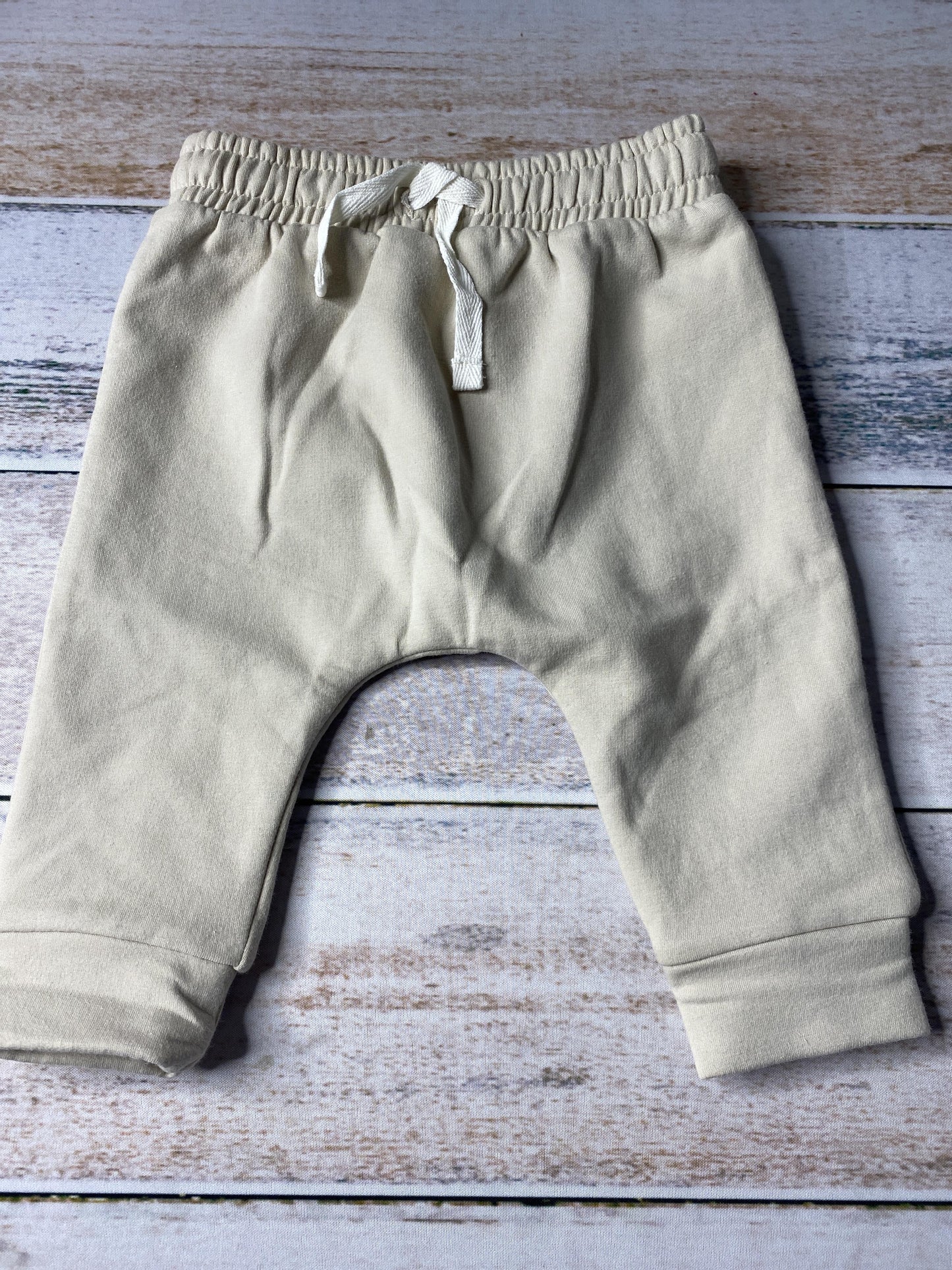 Nordstrom Girls cream Pants Size: 9 months cream