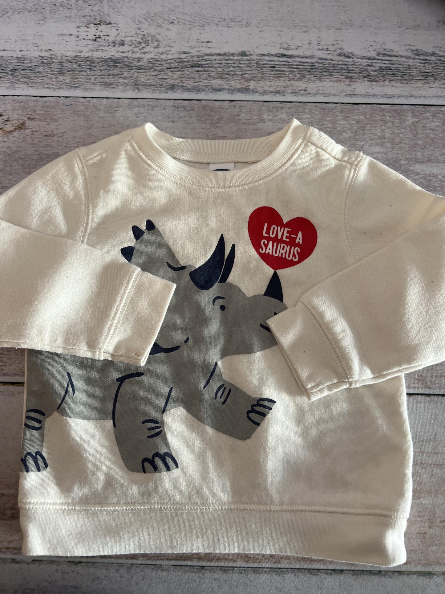 Old Navy Boys cream Sweater Size: 12-18 months cream