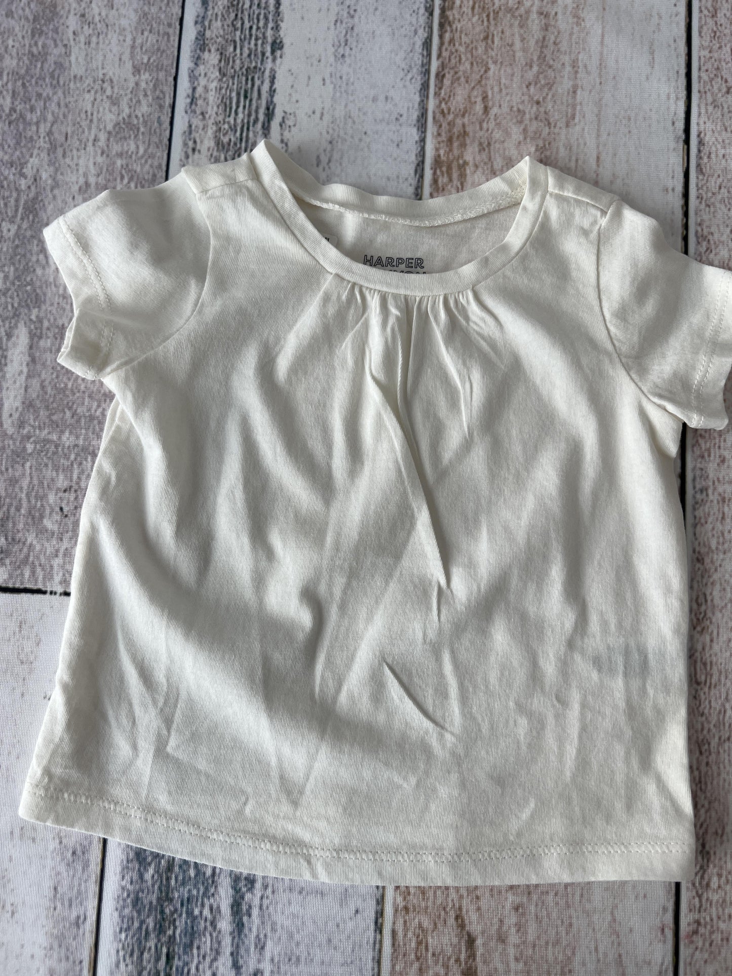 Harper Canyon Girls cream T-Shirt Size: 9 months cream
