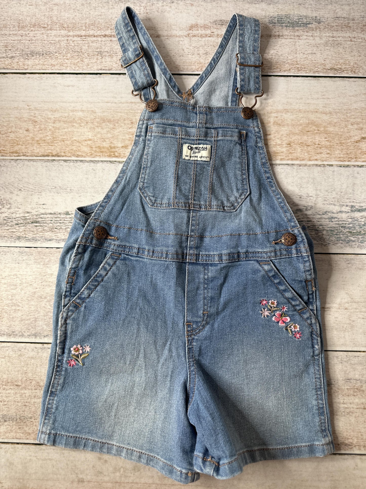 OshKosh Girls Denim | Flowers Shorts Size: 5T Denim | Flowers