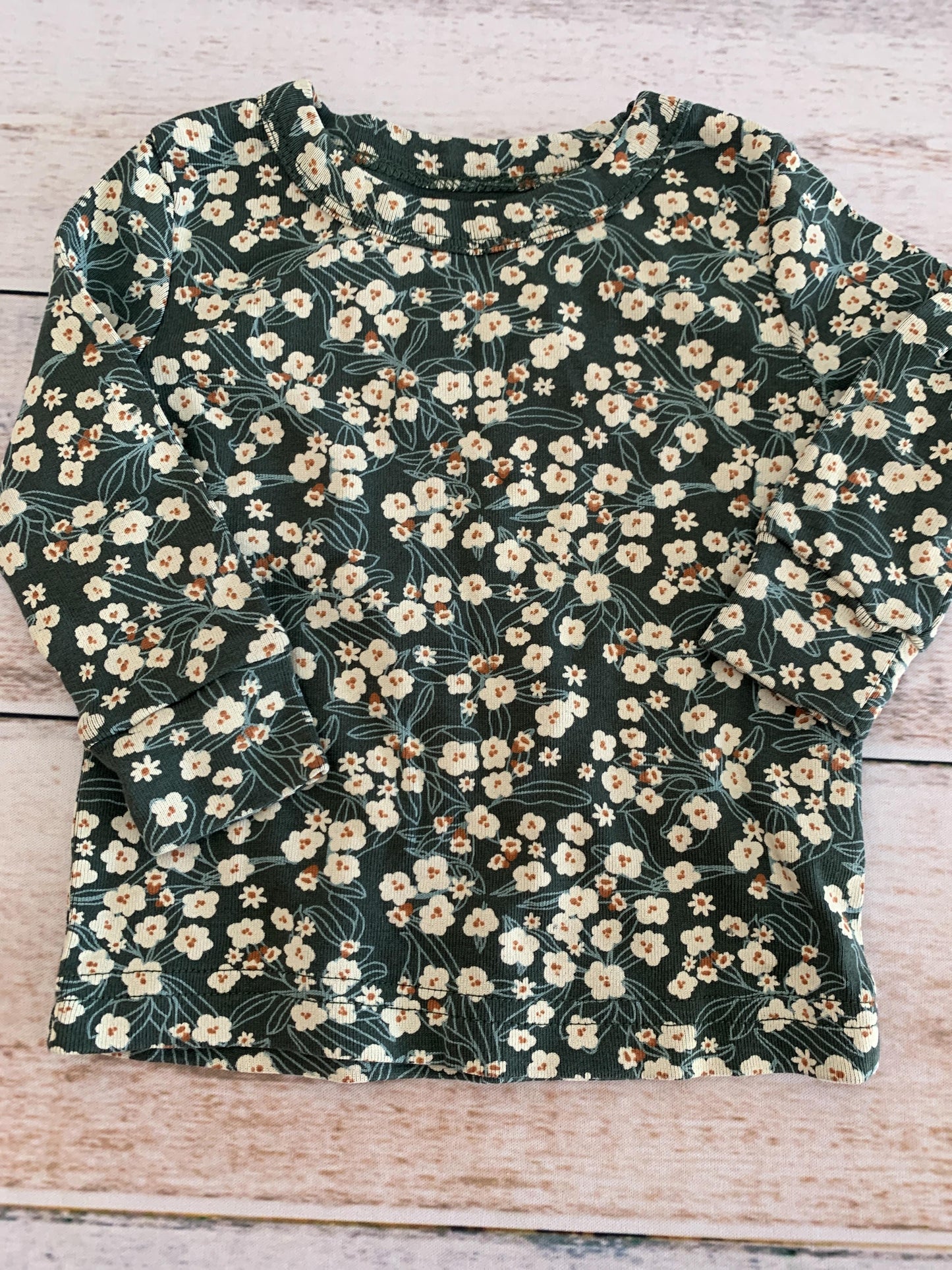 Oliver & Rain Girls Forest Green | Flowers Pajamas Size: 6 months Forest Green | Flowers