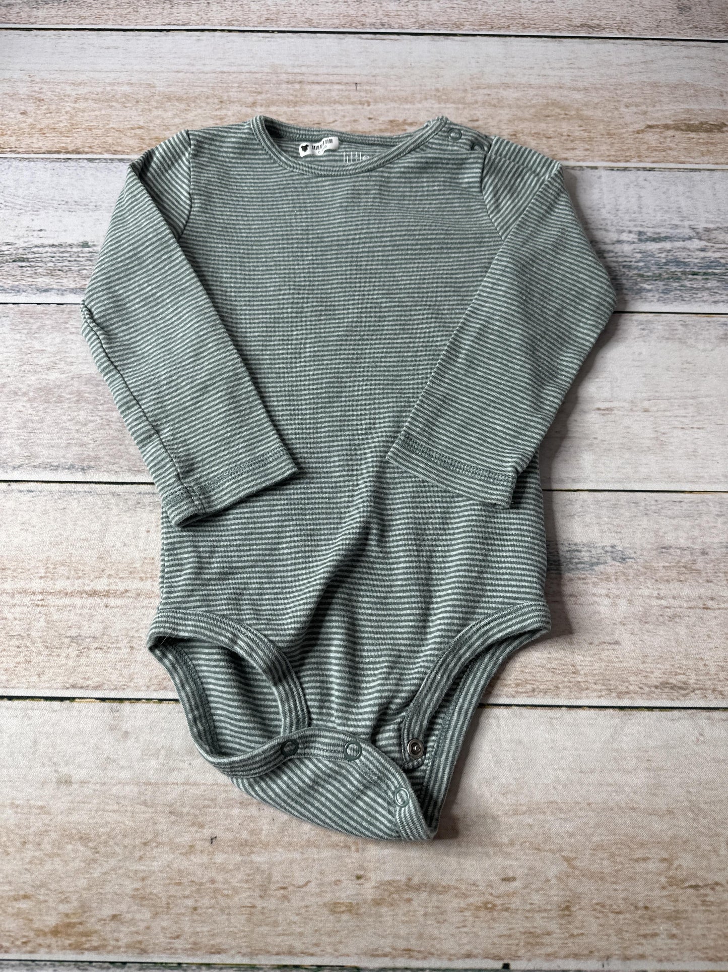 Little Planet Boys Forest Green | White | Stripe Onesie Size: 24 months Forest Green | White | Stripe