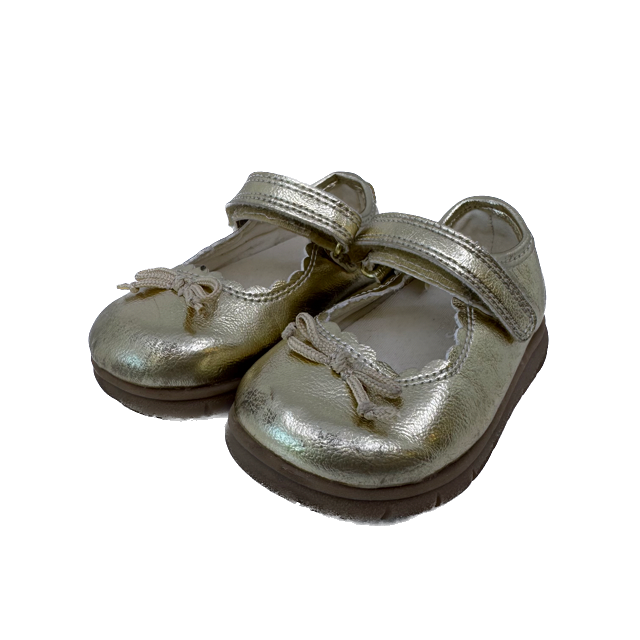 Carter's Girls Gold Shoes Size: 4 Infant Gold