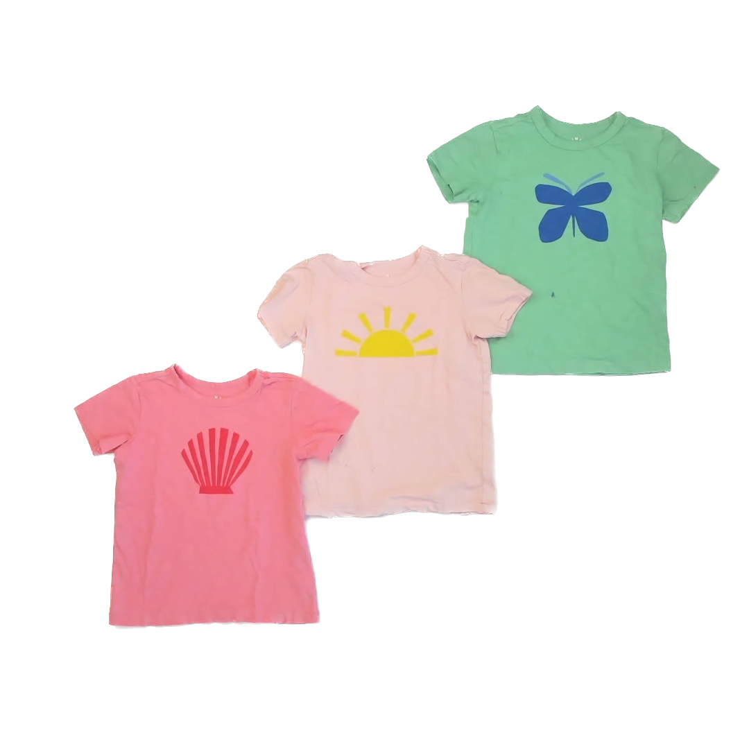 Primary Girls Green | Pink T-Shirt Size: 6-7 Years Green | Pink