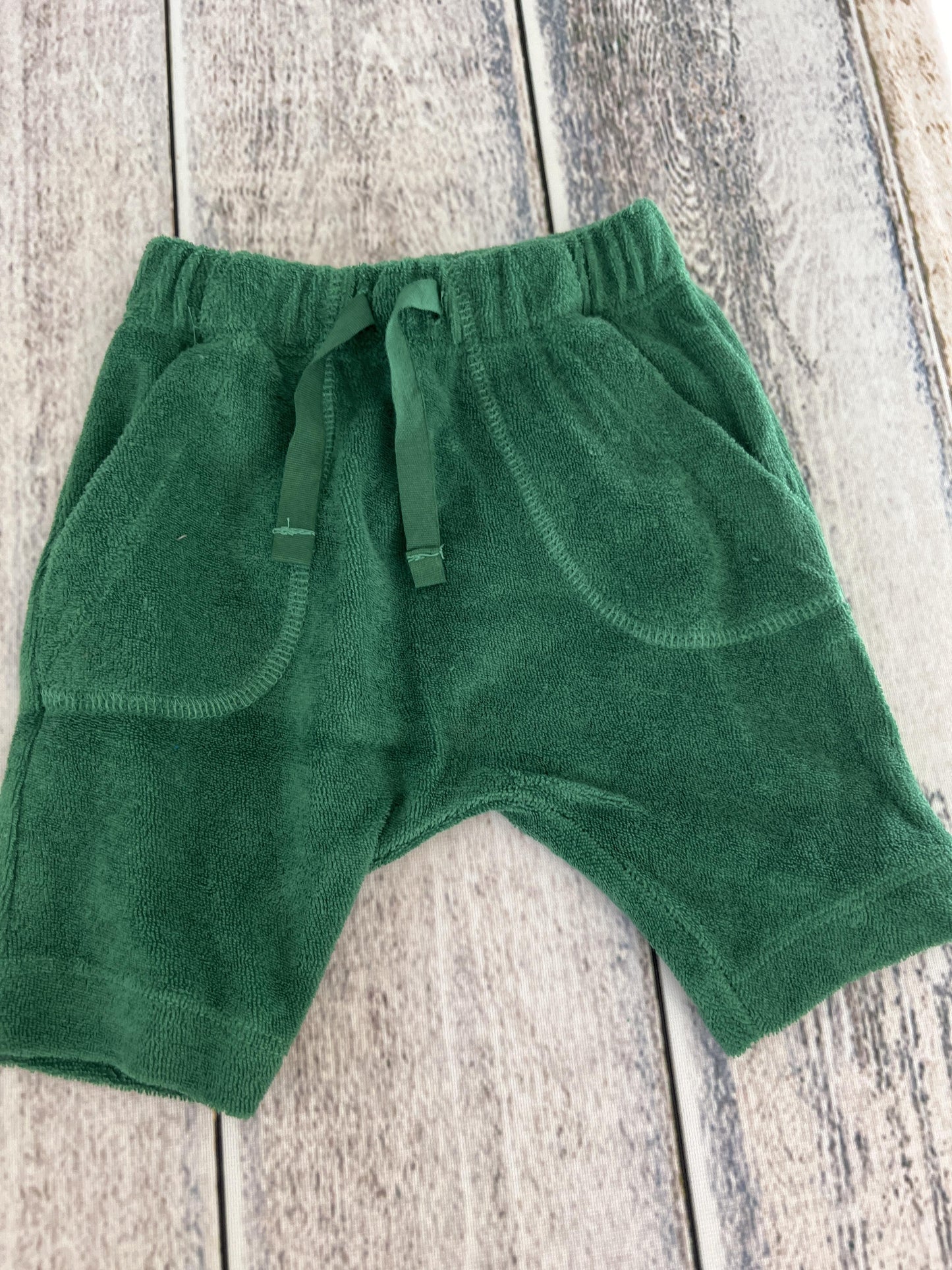 Oliver & Rain Boys green Pants Size: Newborn green