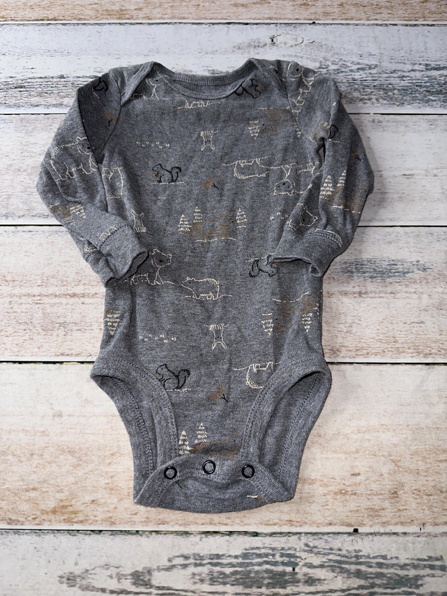 Carters Boys Grey | animals Onesie Size: 9 months Grey | animals