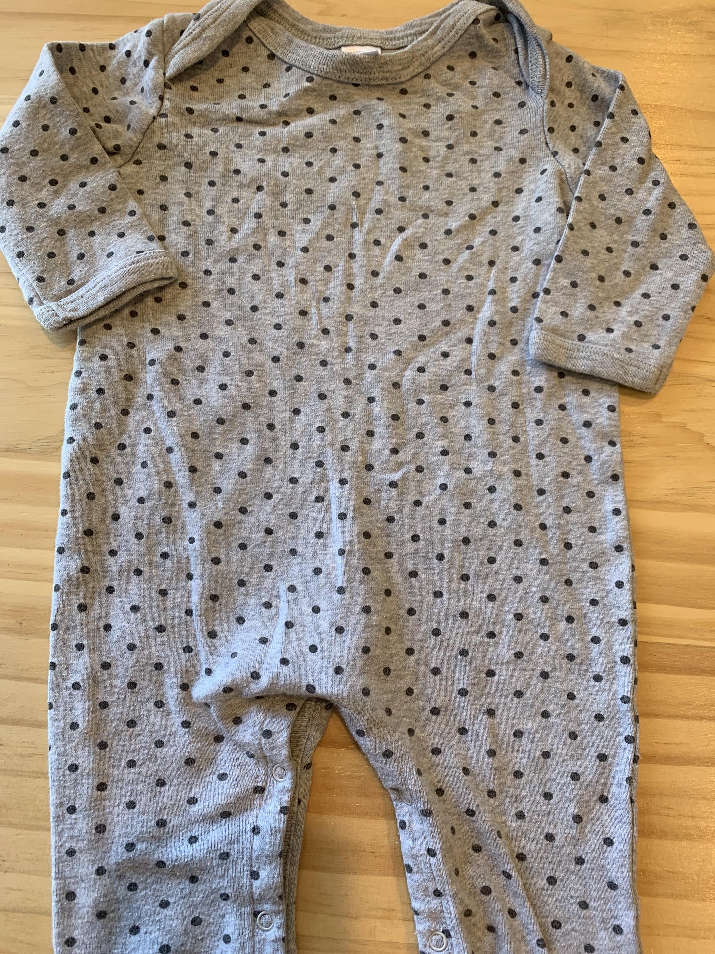 Boys Grey | Black | polka dot Long Sleeve Outfit Size: 3 months Grey | Black | polka dot