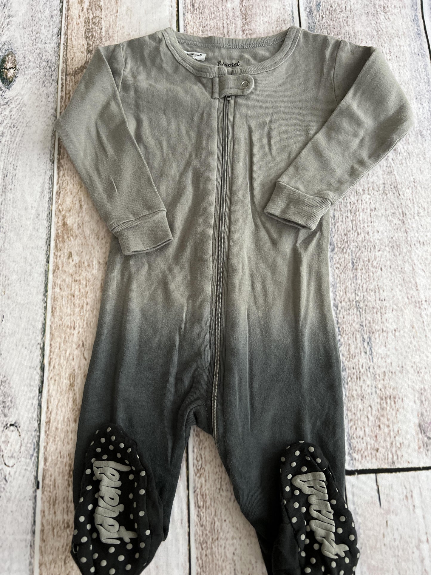 Leveret Boys Grey | Black | Tie Dye Pajamas Size: 3-6 months Grey | Black | Tie Dye