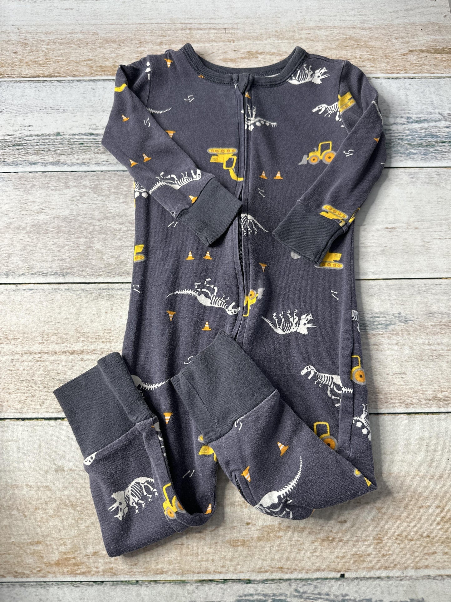 Old Navy Boys Grey | Dinosaur Pajamas Size: 18-24 months Grey | Dinosaur