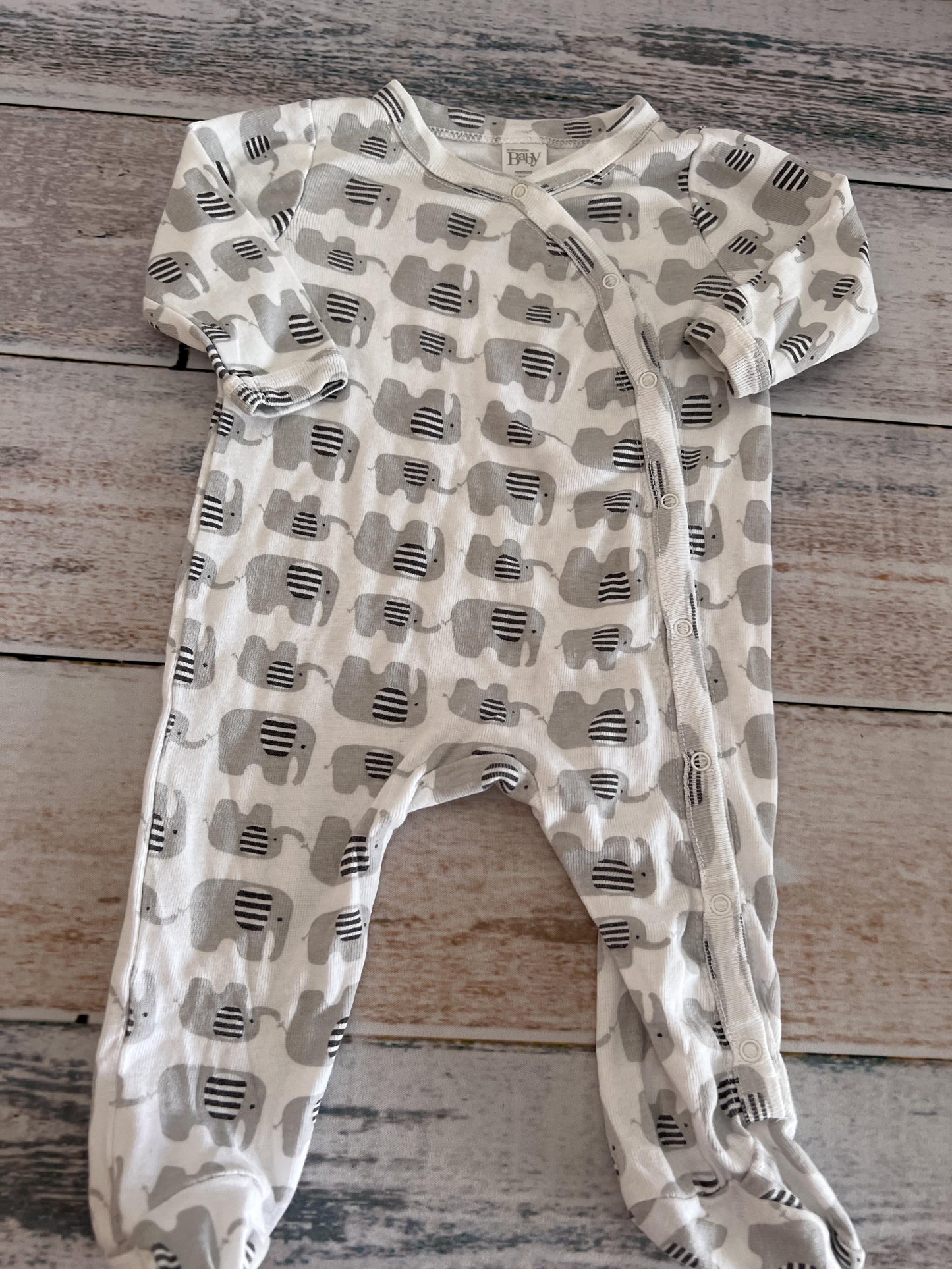 Boys Grey | Elephant Pajamas Size: Newborn Grey | Elephant