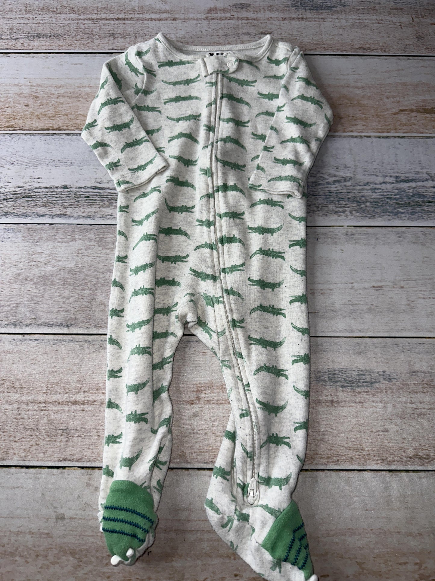 Girls Grey | light green Pajamas Size: 6-9 months Grey | light green