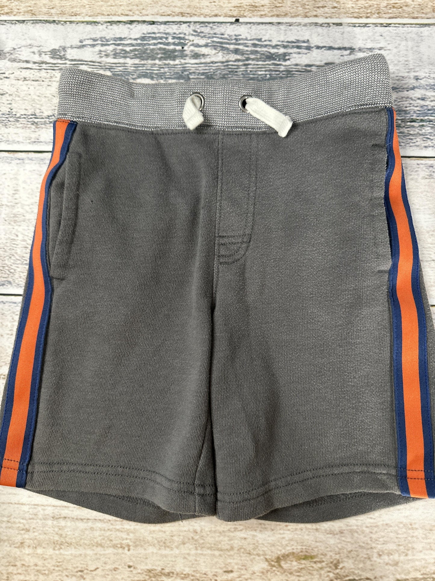 Gap Boys Grey | orange Shorts Size: 4T Grey | orange