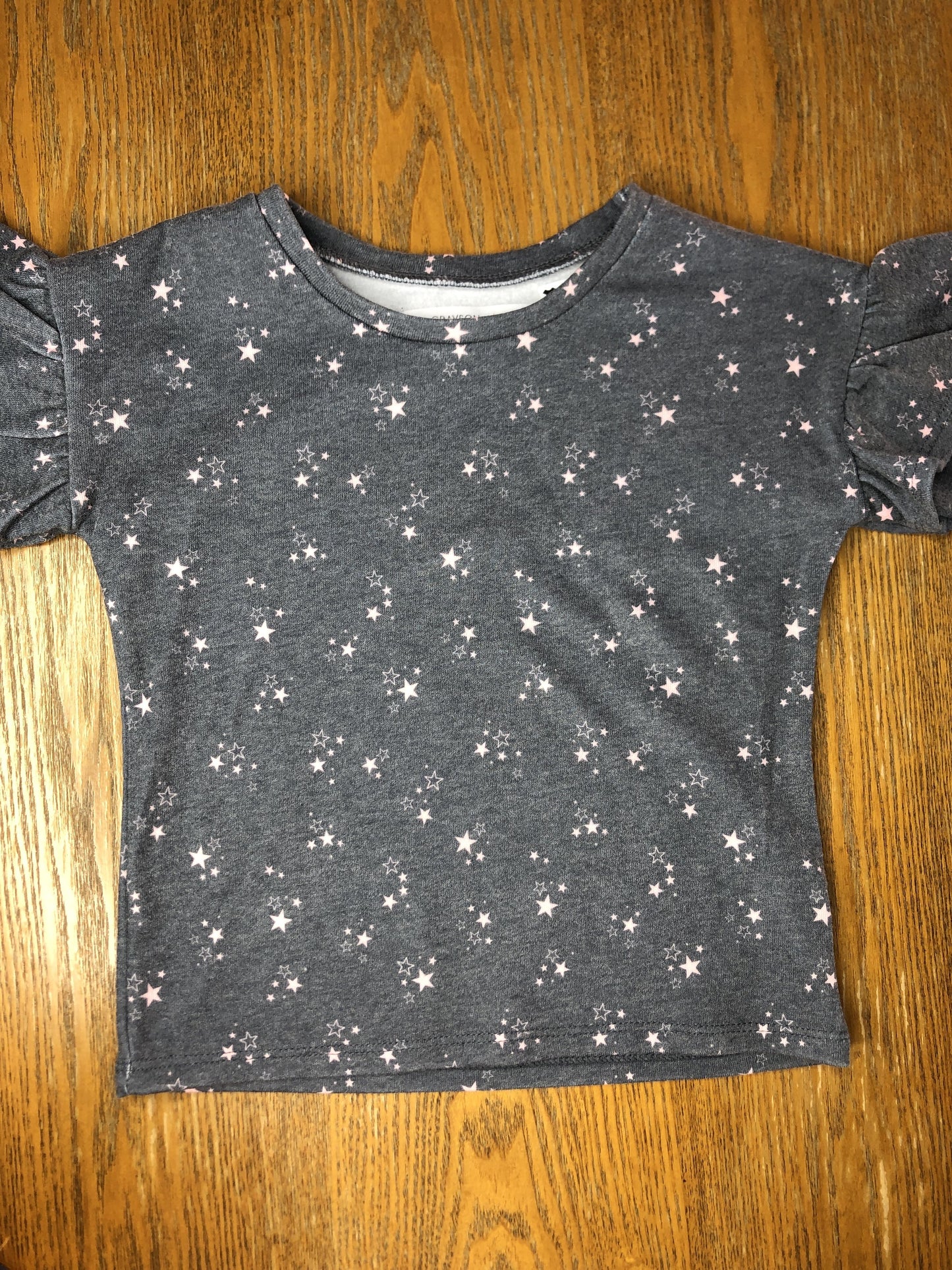 Grayson mini Girls Grey | pink | Stars Sweatshirt Size: 4T Grey | pink | Stars