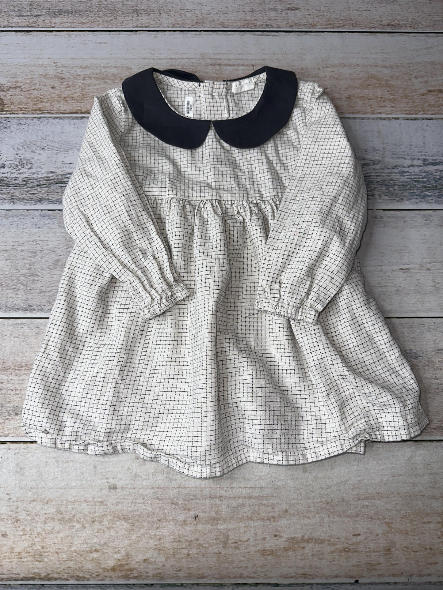 Firsts Girls Grey | plaid Dress Size: 18 months Grey | plaid