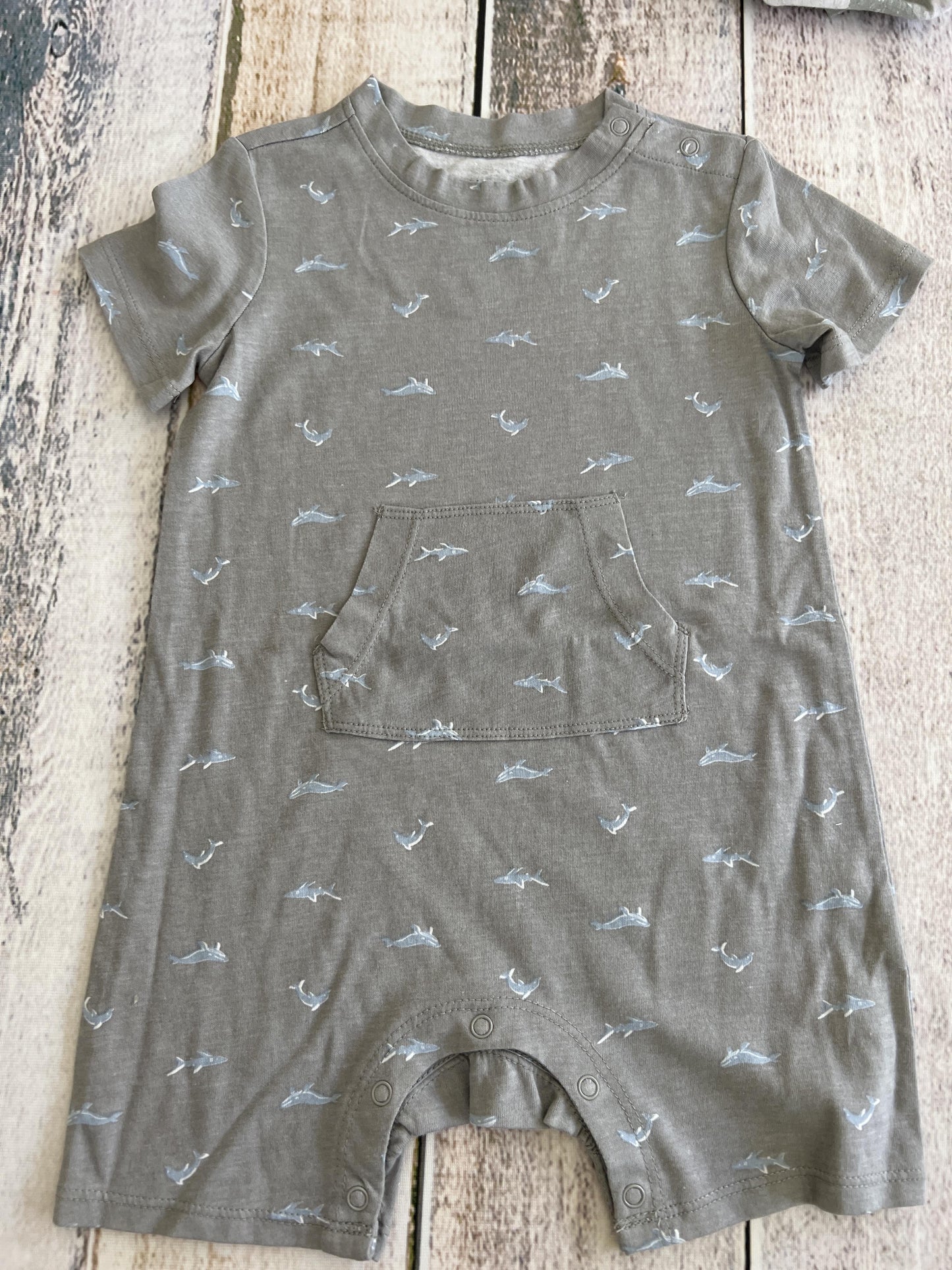 Nordstrom Boys Grey | Sharks Romper Size: 12 months Grey | Sharks