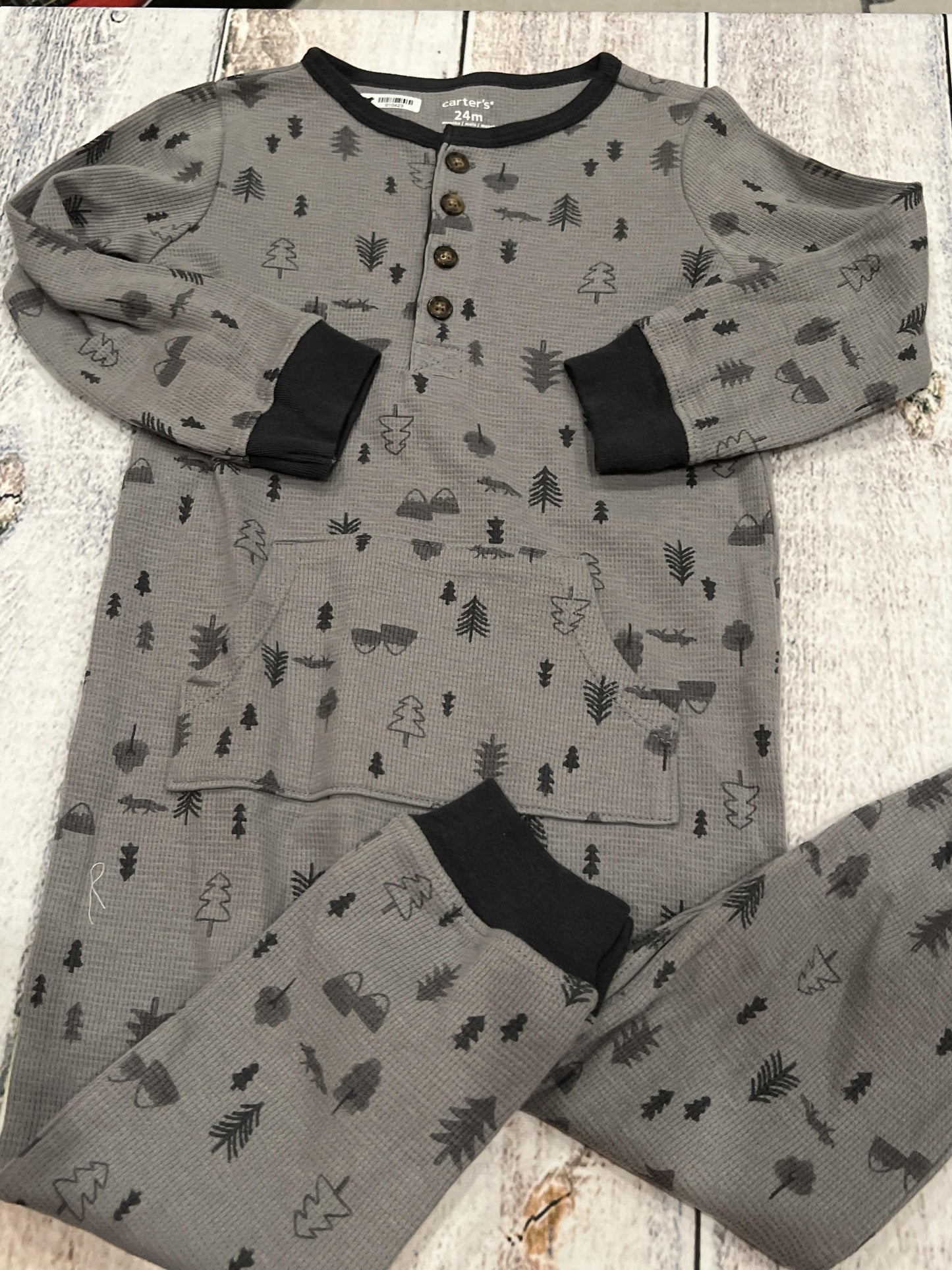 Carters Boys Grey | trees Long Sleeve Outfit Size: 24 months Grey | trees