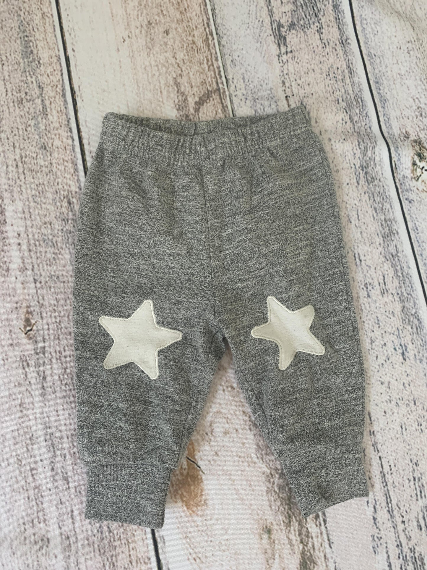 Rene Rofe Unisex Grey | White | Stars Pants Size: 3-6 months Grey | White | Stars