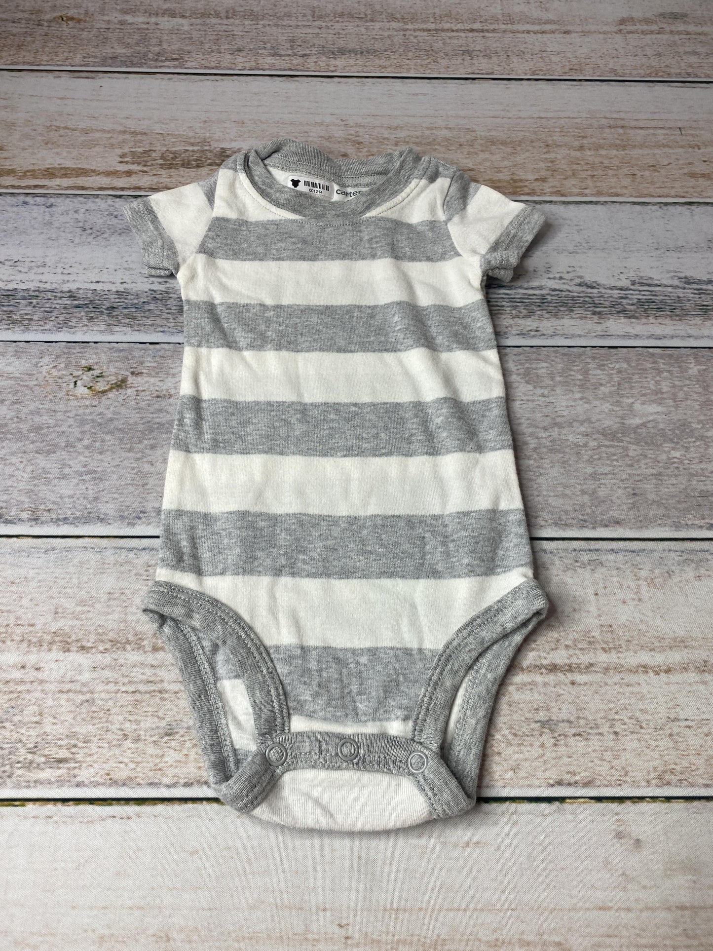 Carters Unisex Grey | White | Stripe Onesie Size: 6 months Grey | White | Stripe