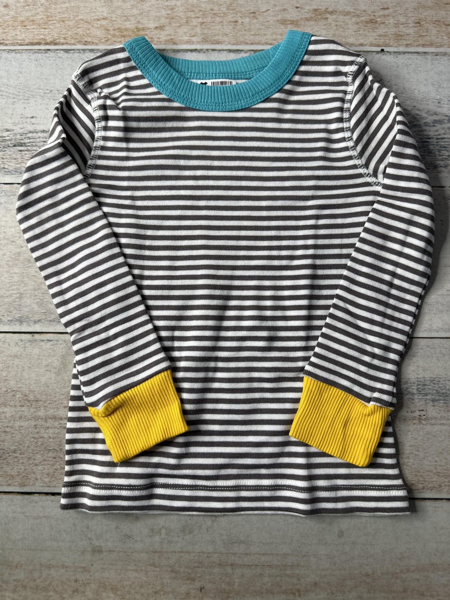 Mightly Unisex Grey | White Pajamas Size: 3T Grey | White