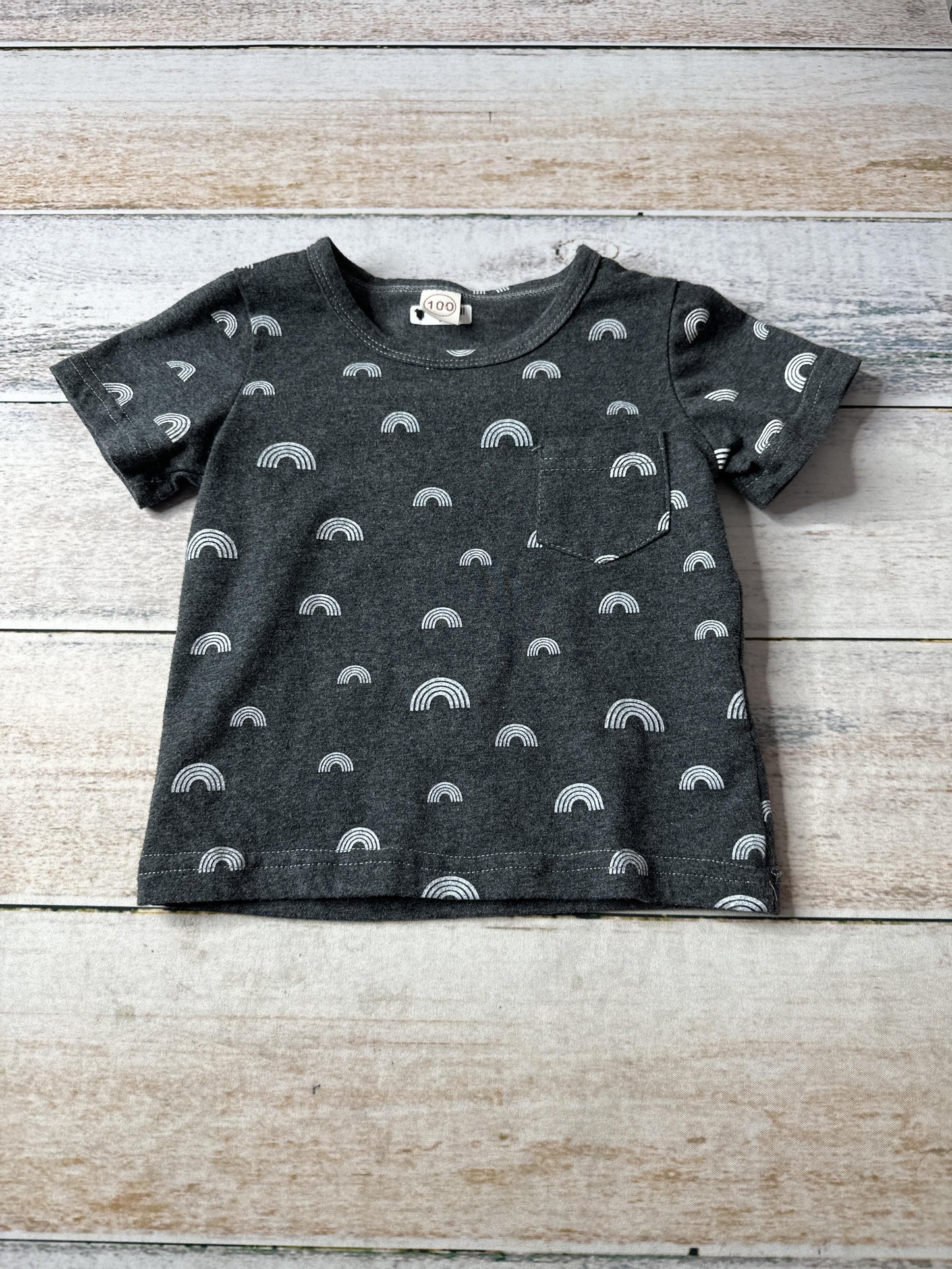 Boys Grey | White T-Shirt Size: 12-18 months Grey | White