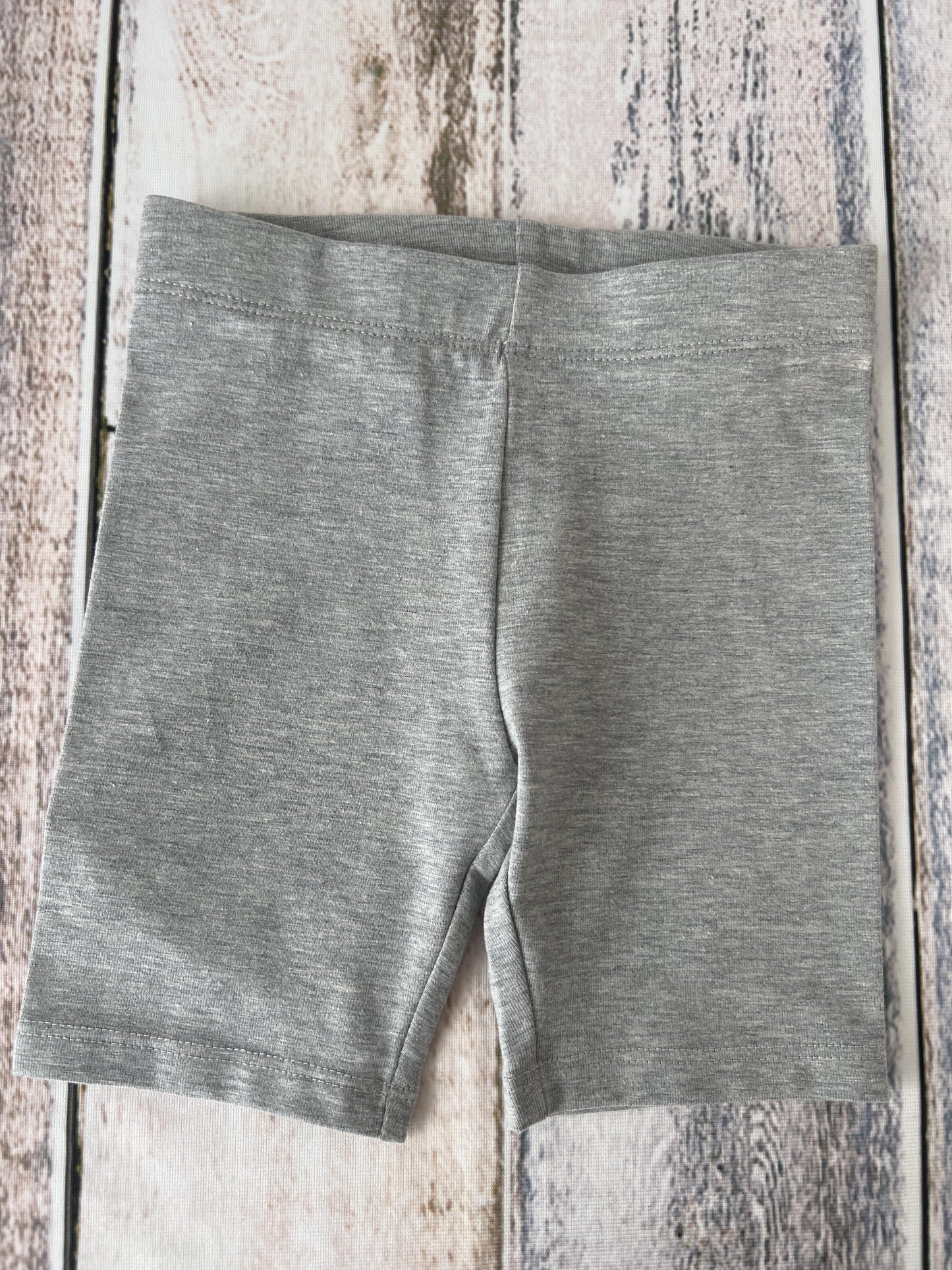 Tucker + Tate Girls Grey Shorts Size: 18 months Grey