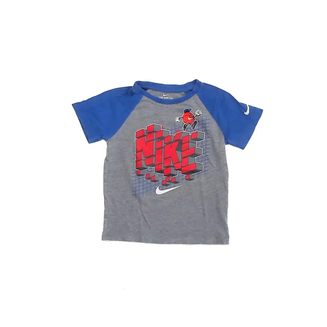 Nike Boys Grey T-Shirt Size: 5T Grey