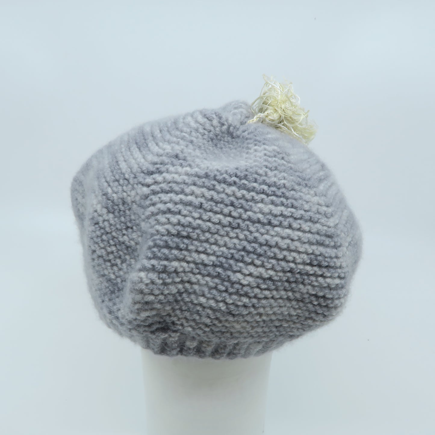Unknown Brand Unisex Grey Hat Size: 6-12 Months Grey