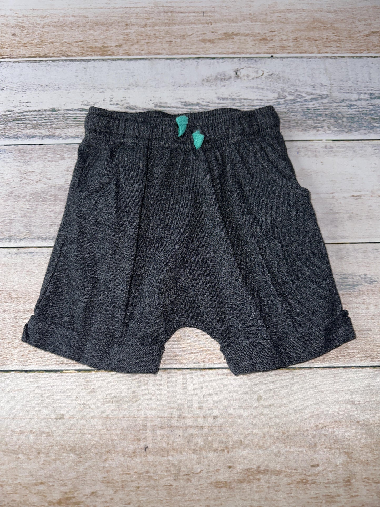 Cat & Jack Boys Grey Shorts Size: 2T Grey