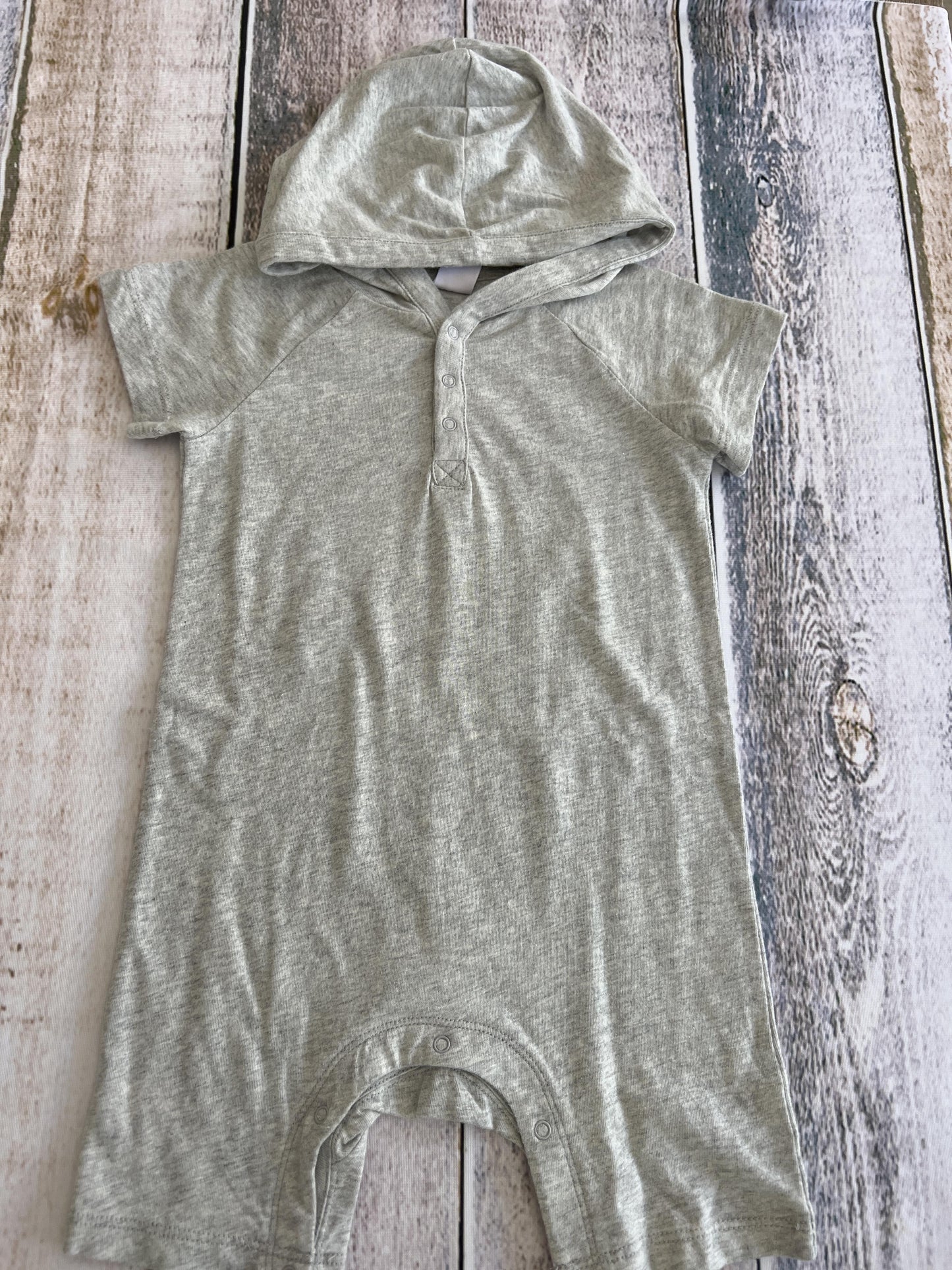 Nordstrom Boys Grey Romper Size: 9 months Grey