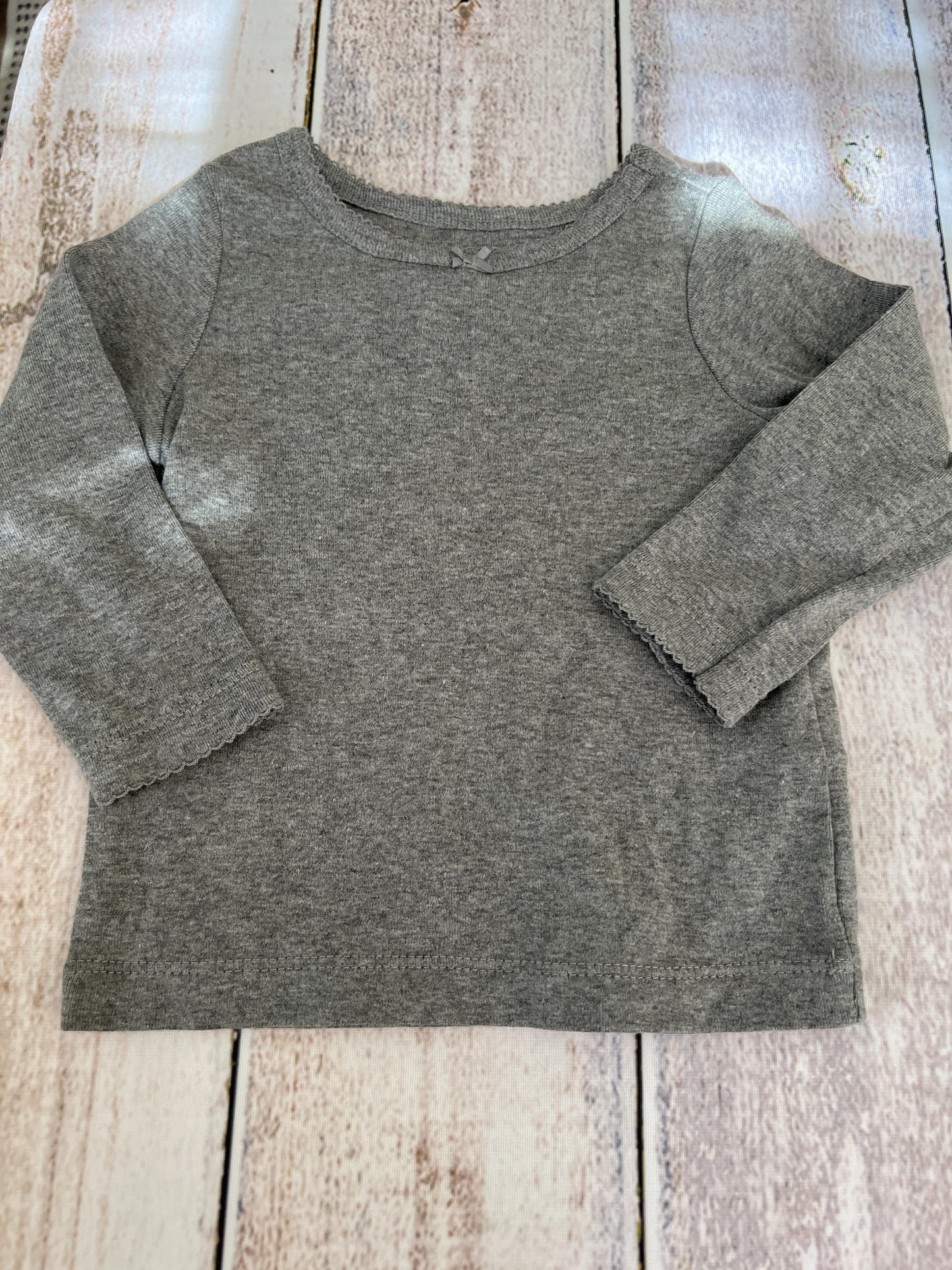 Girls Grey Long Sleeve T-Shirt Size: 9 months Grey