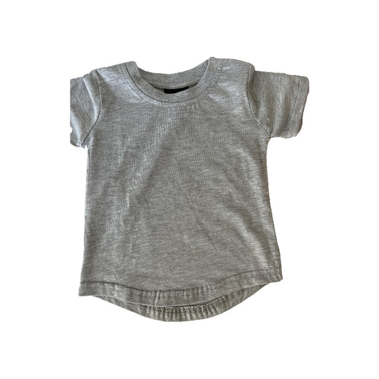 Little Bipsy Unisex Grey T-Shirt Size: 6-12 months Grey
