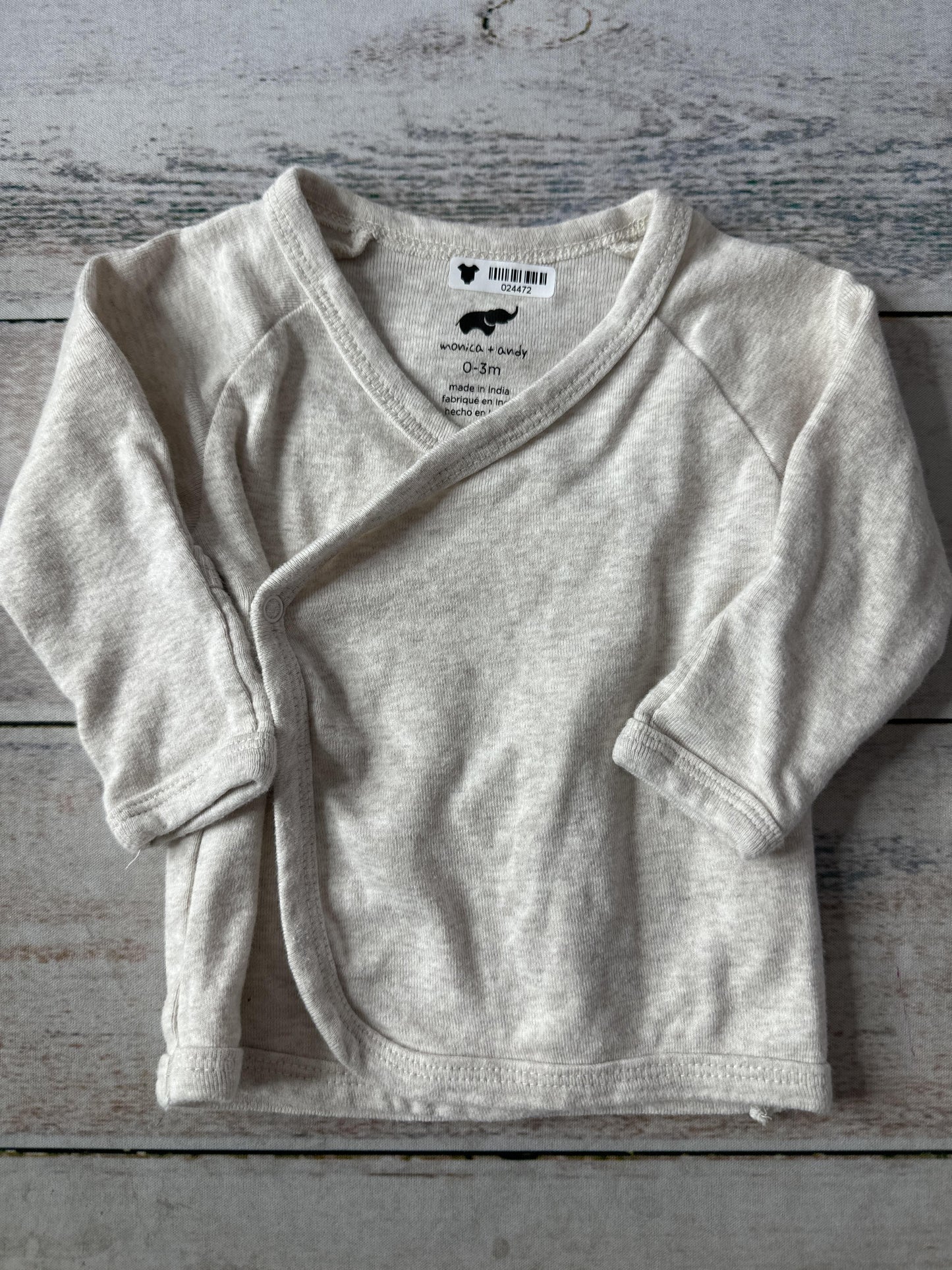 Monica + Andy Unisex Grey Shirt Size: 0-3 months Grey