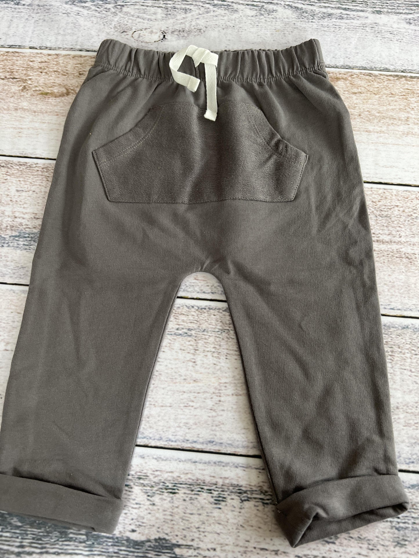 Oliver & Rain Boys Grey Pants Size: 18 months Grey