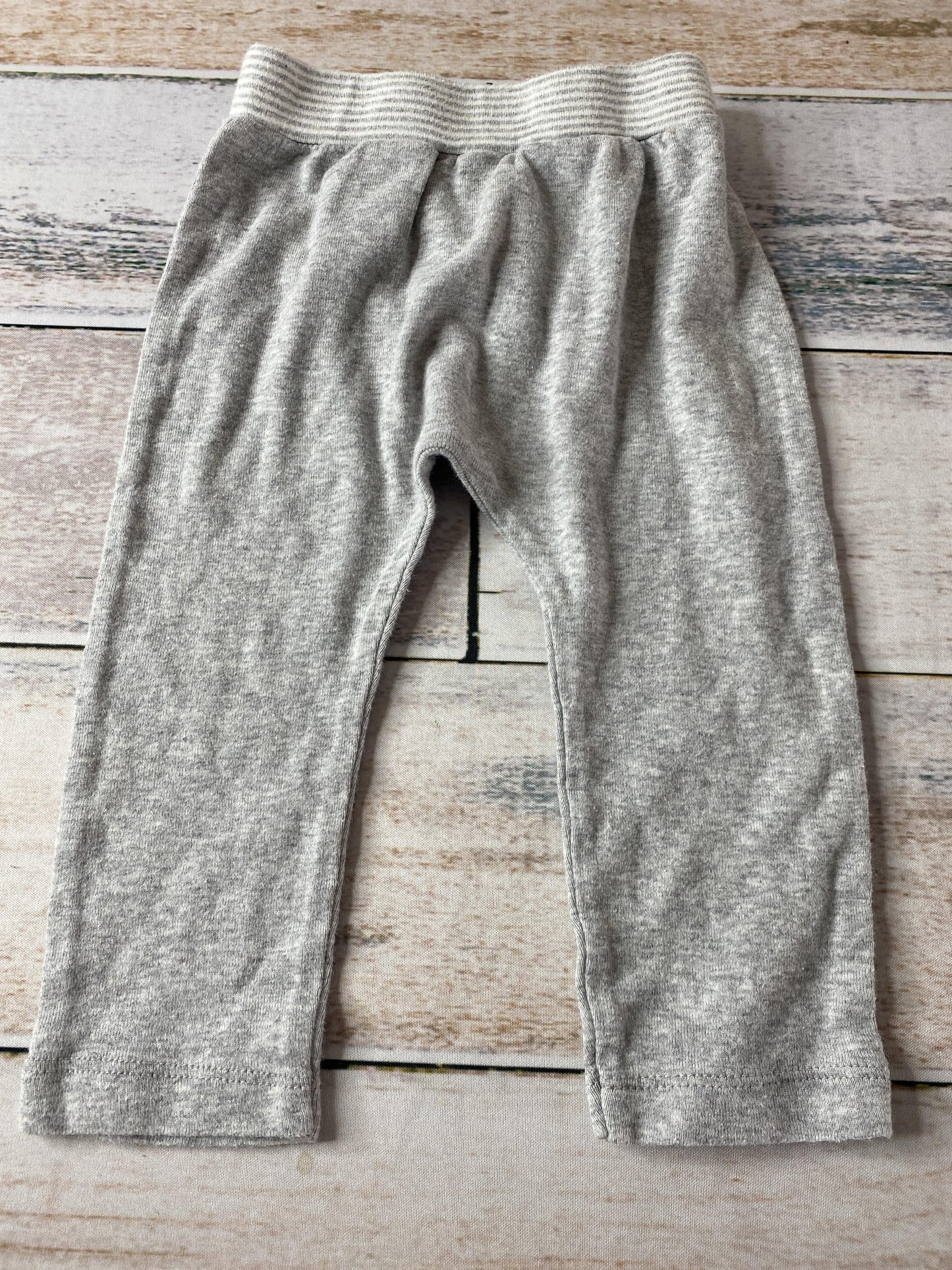 Carters Unisex Grey Pants Size: 12 months Grey