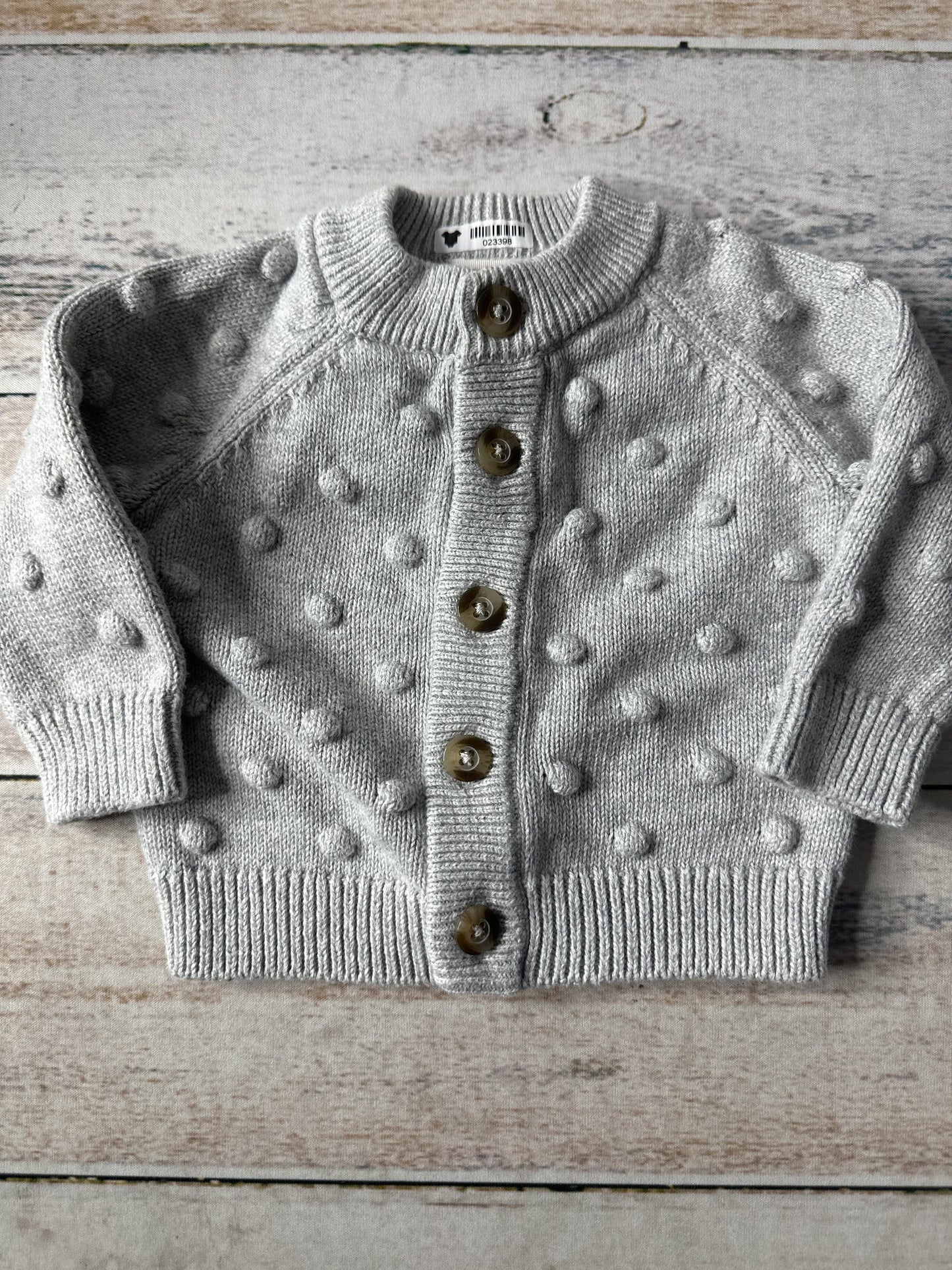 Cat & Jack Girls Grey Sweater Size: Newborn Grey