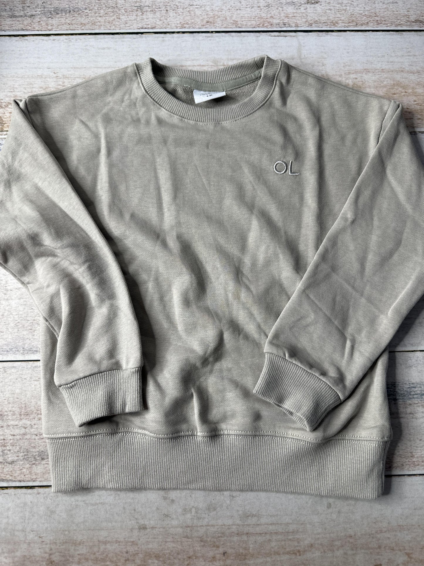 Orcas Lucille Unisex Grey Sweatshirt Size: 4T Grey