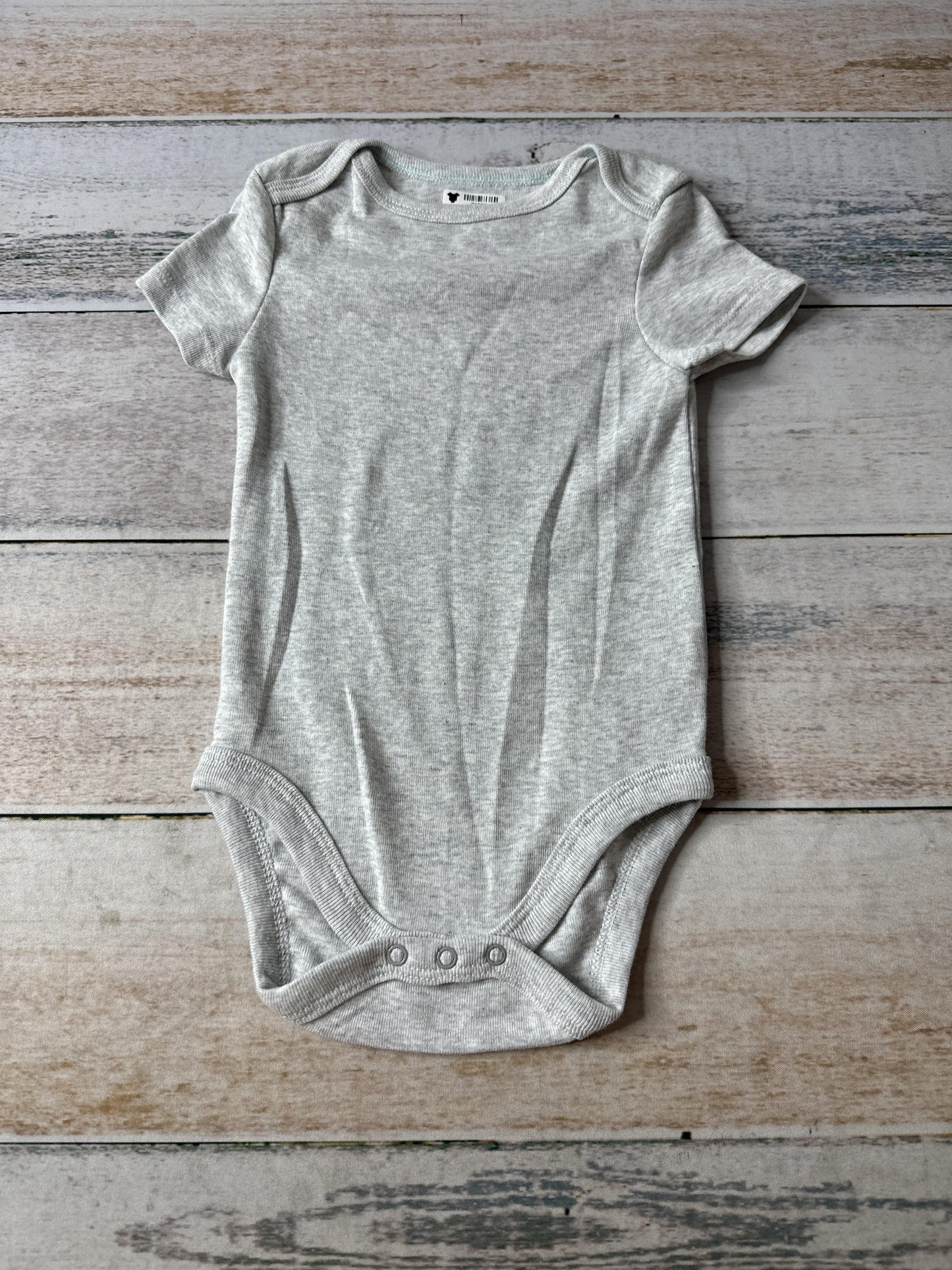 Cloud Island Unisex Grey Onesie Size: 12-18 months Grey