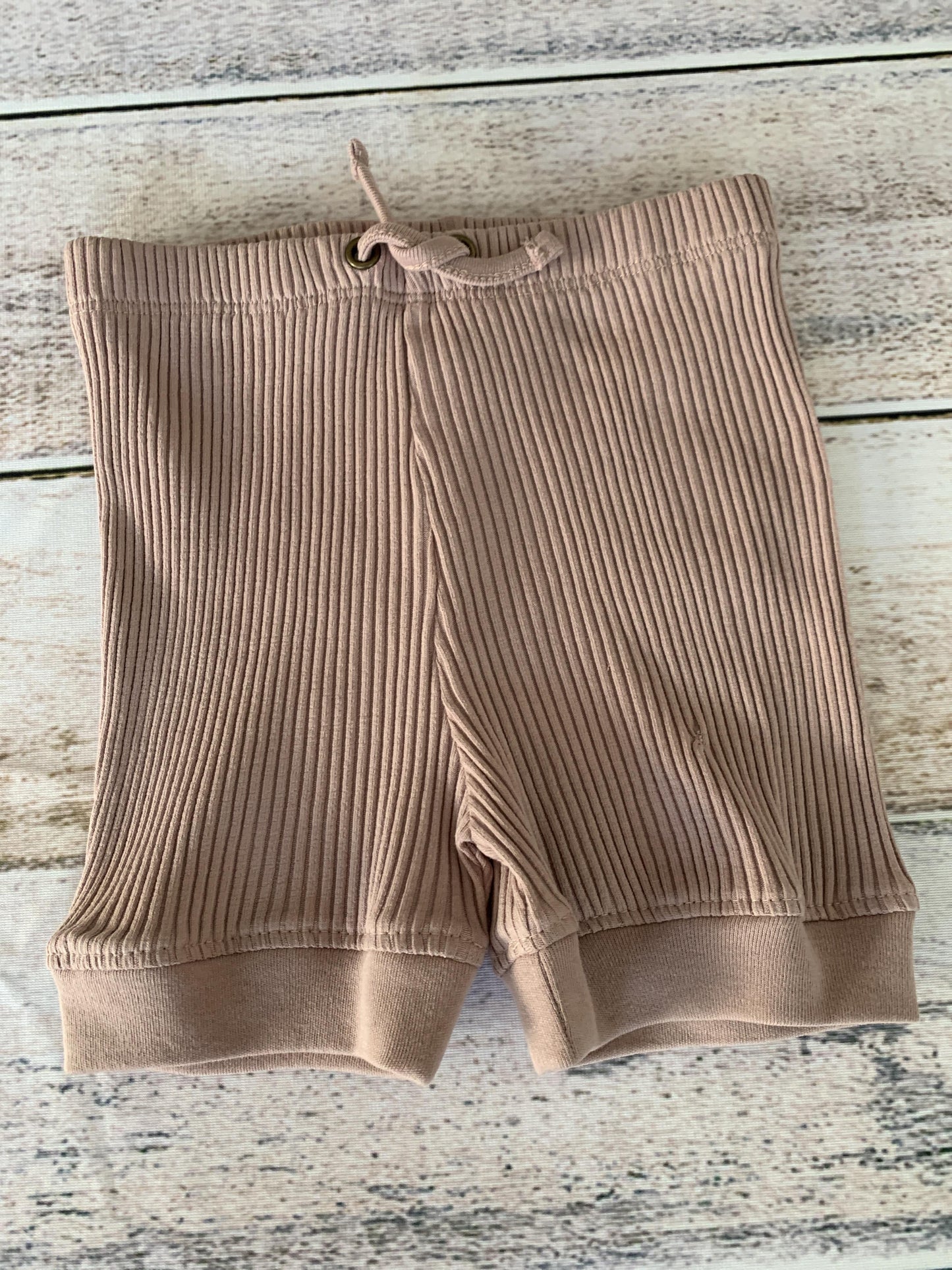 L’oved Baby Girls Lavender Shorts Size: 18-24 months Lavender