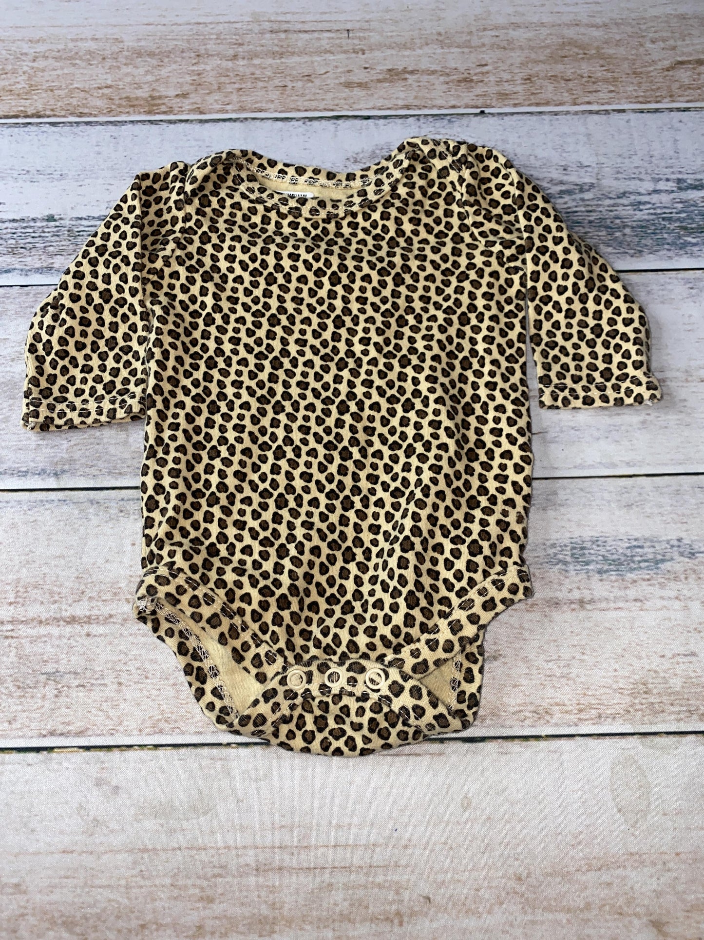 HB Girls Leopard print Onesie Size: 3 months Leopard print