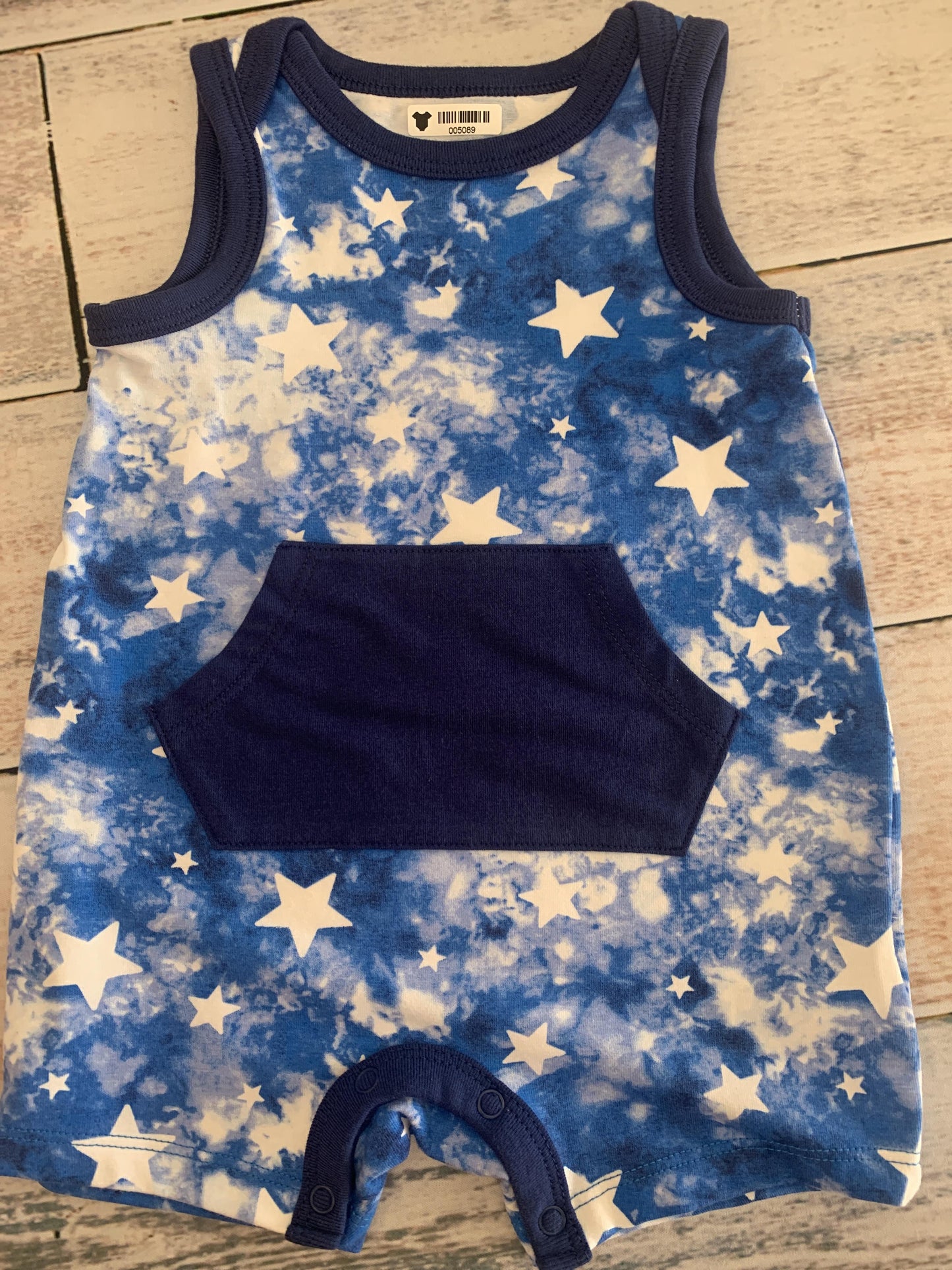 Cat & Jack Boys Light Blue | Blue | Tie Dye Romper Size: 3-6 months Light Blue | Blue | Tie Dye