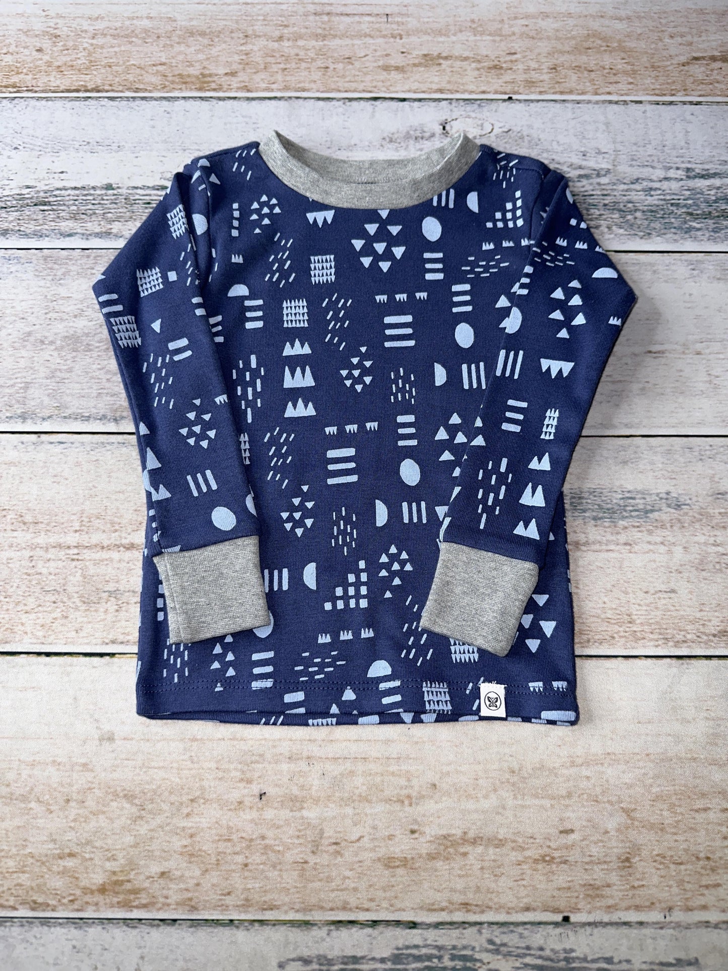 Honest Co Boys Light Blue | Navy Blue Pajamas Size: 18 months Light Blue | Navy Blue