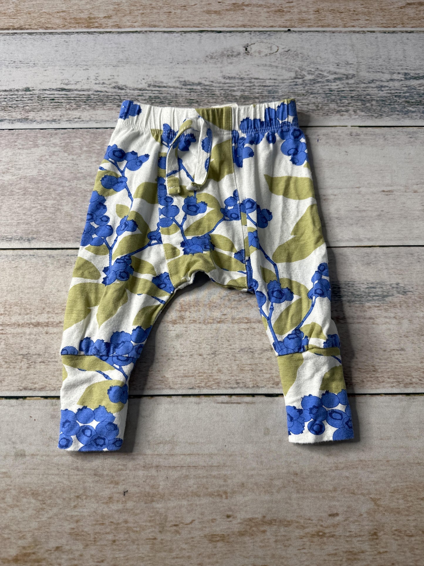 Kate Quinn Girls Light Blue | White | light green Pants Size: 0-3 months Light Blue | White | light green