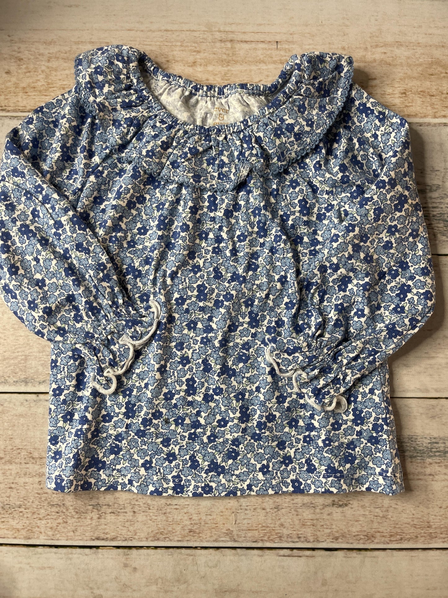 ever & ever Unisex Light Blue | White Long Sleeve T-Shirt Size: 24 months Light Blue | White