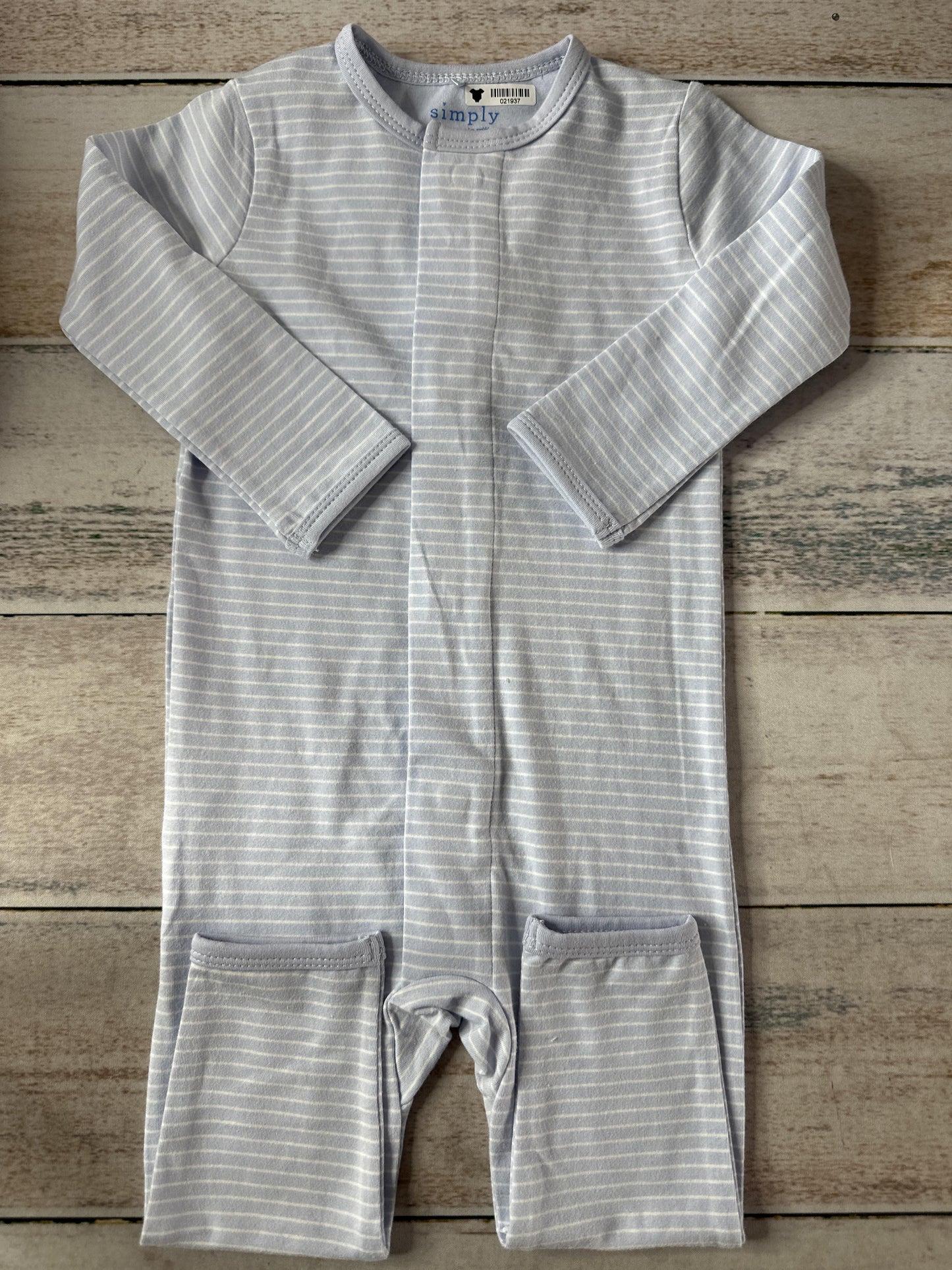 Magnetic Me Unisex Light Blue | White Pajamas Size: 12 months Light Blue | White