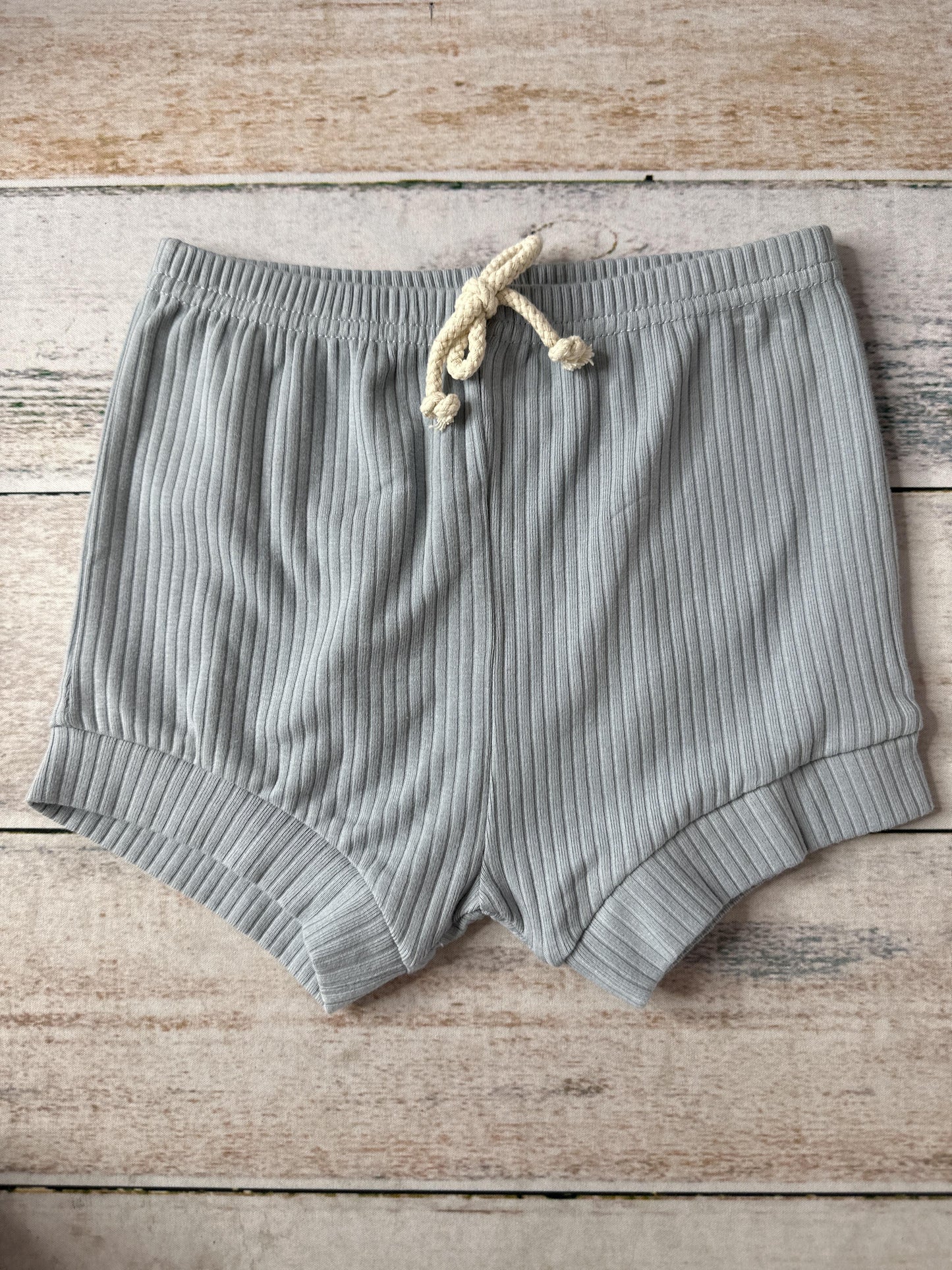 Sage and Ivory Unisex Light Blue Shorts Size: 4T Light Blue