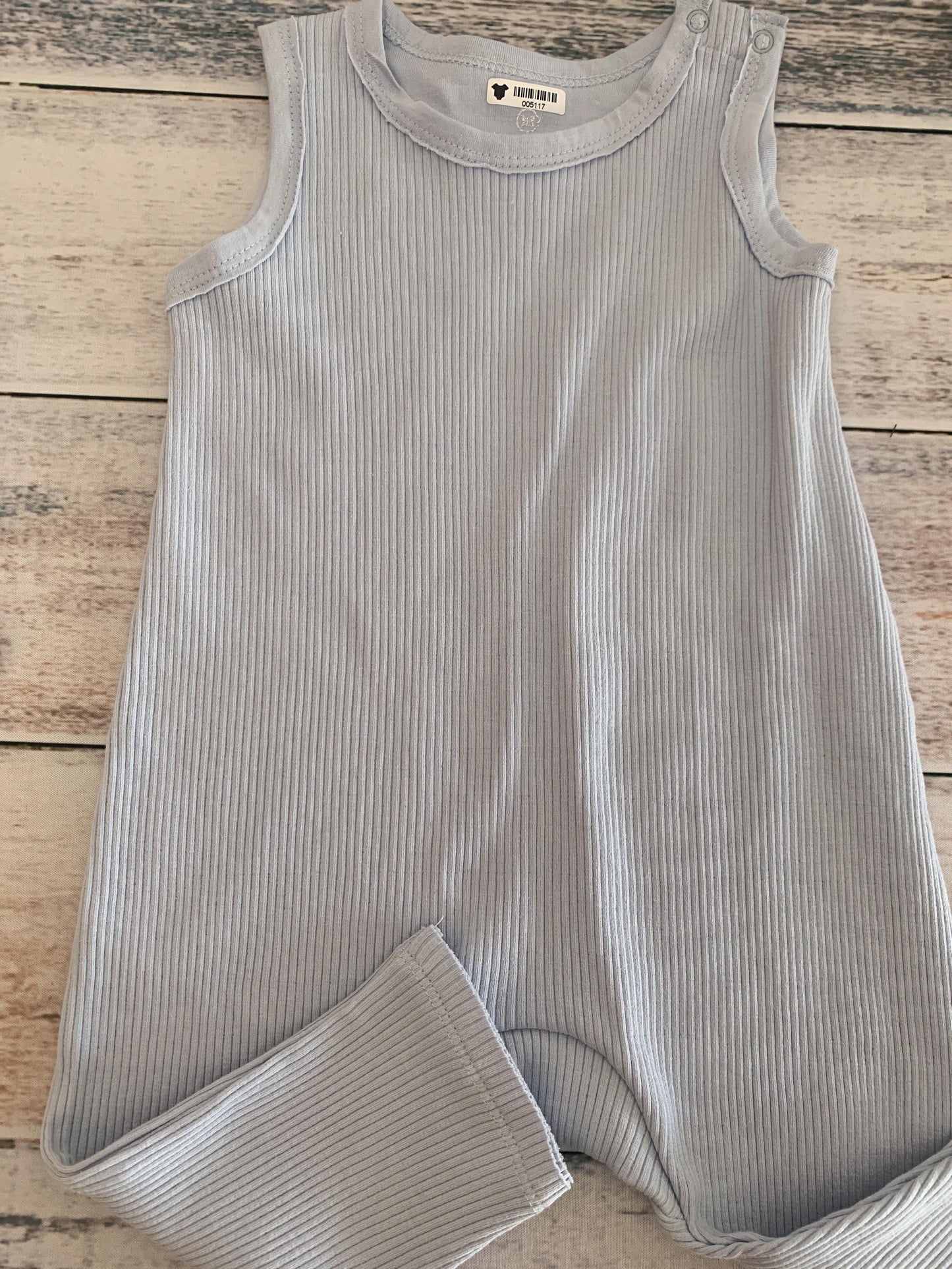 Honest co Boys Light Blue Romper Size: 3-6 months Light Blue