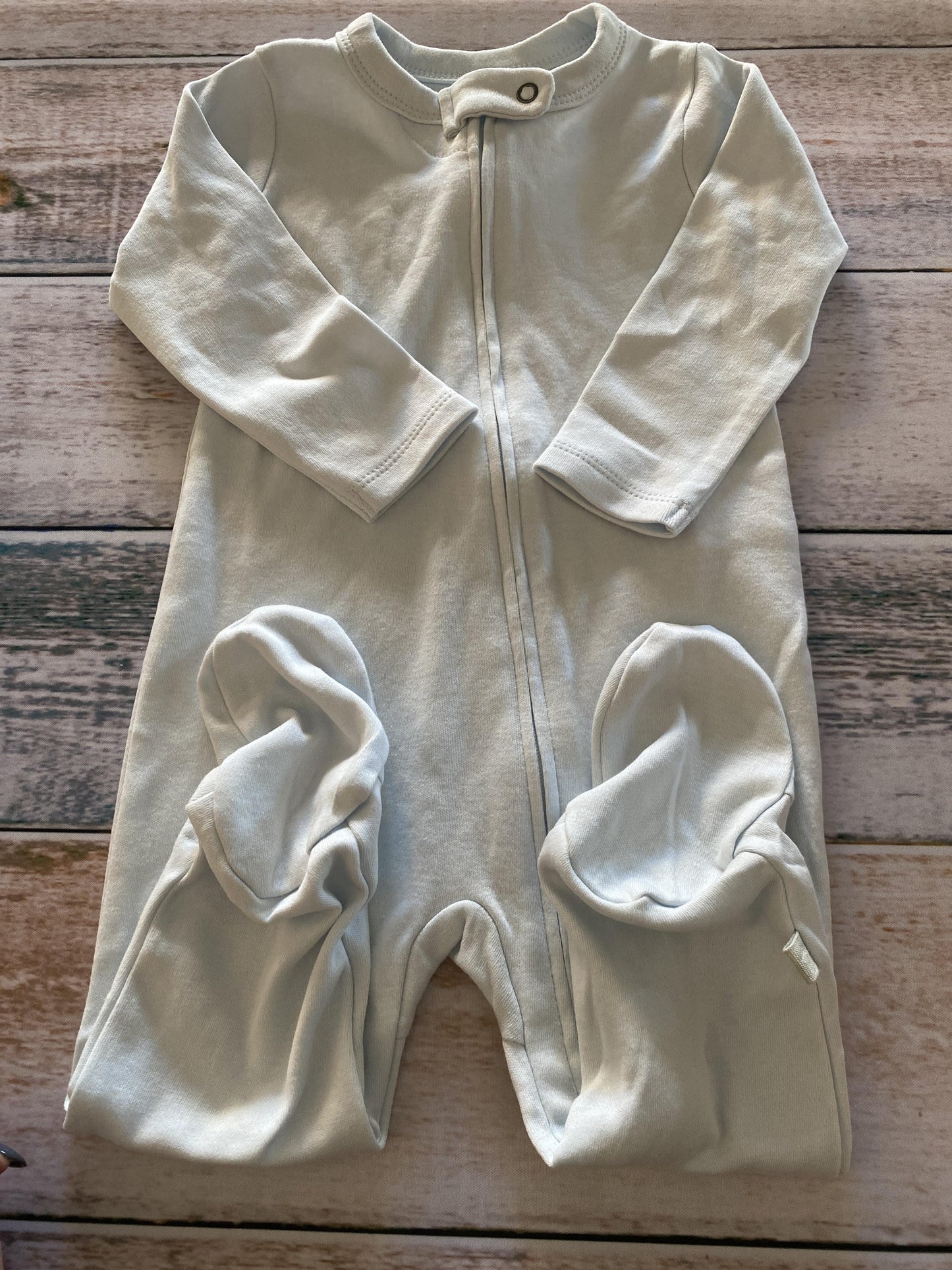 Finn + Emma Unisex Light Blue Pajamas Size: 3-6 months Light Blue